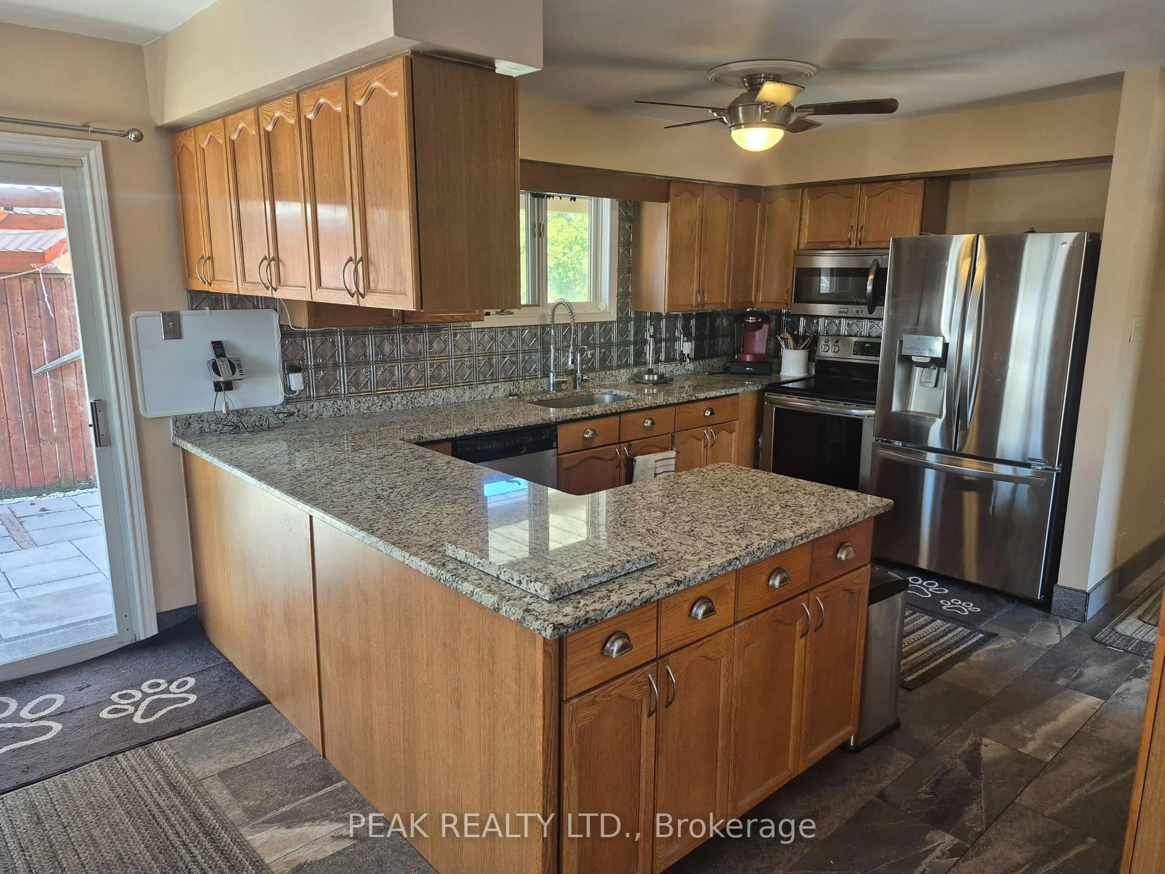 Open concept kitchen, ceramic/tile floor for 59 Matthew St, Kitchener Ontario N2B 3B2