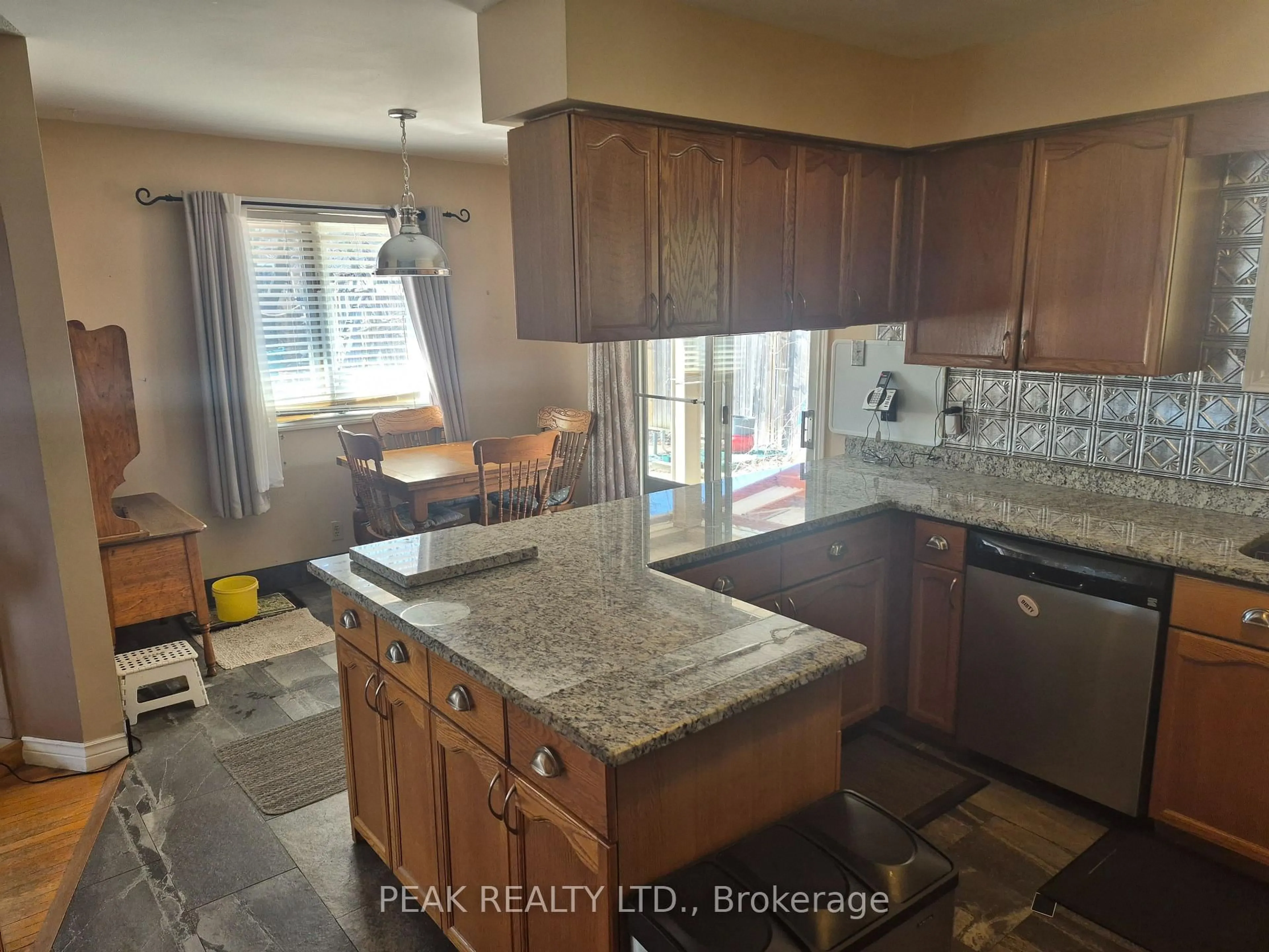 Standard kitchen, unknown for 59 Matthew St, Kitchener Ontario N2B 3B2