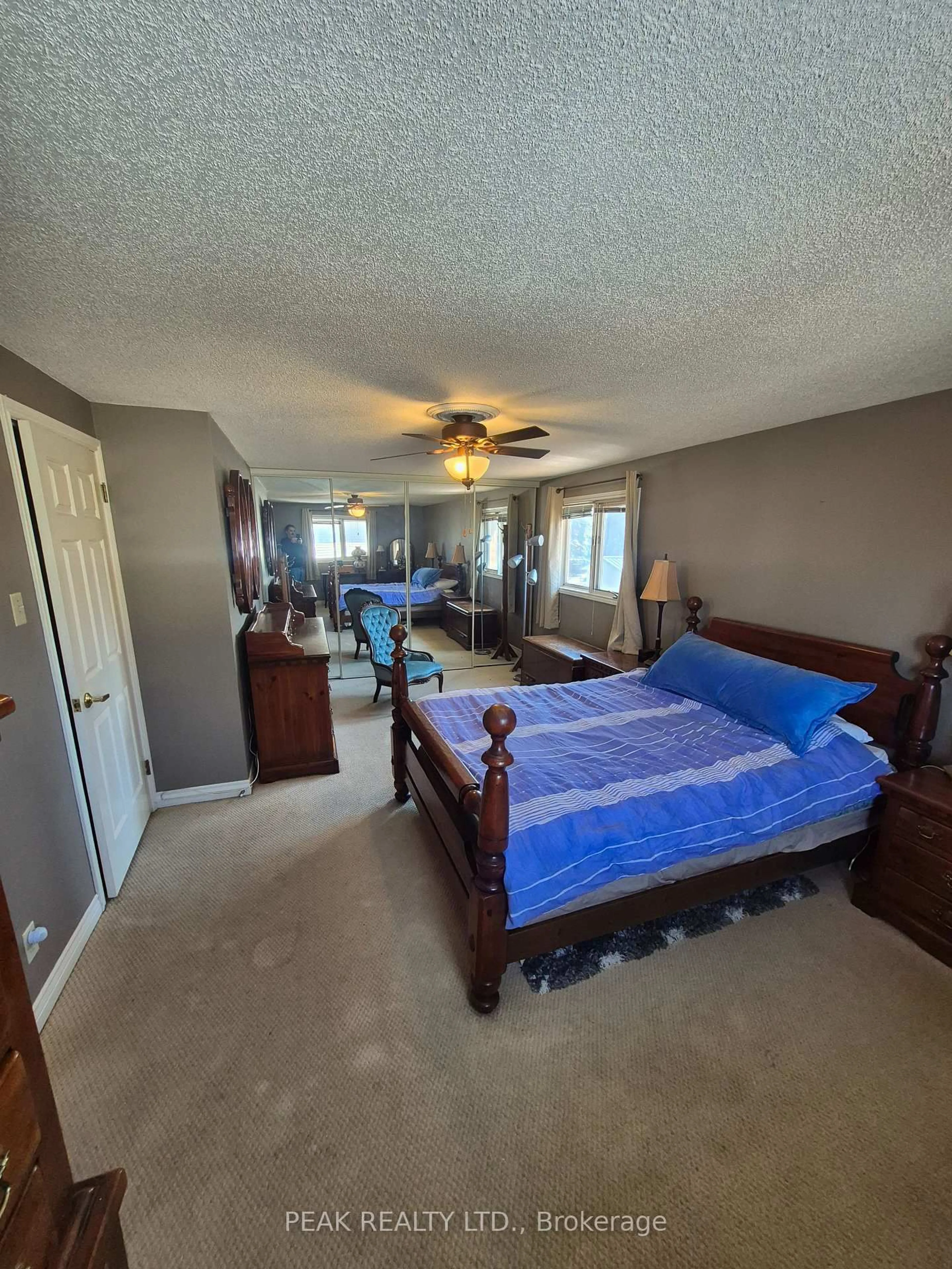 A pic of a room for 59 Matthew St, Kitchener Ontario N2B 3B2