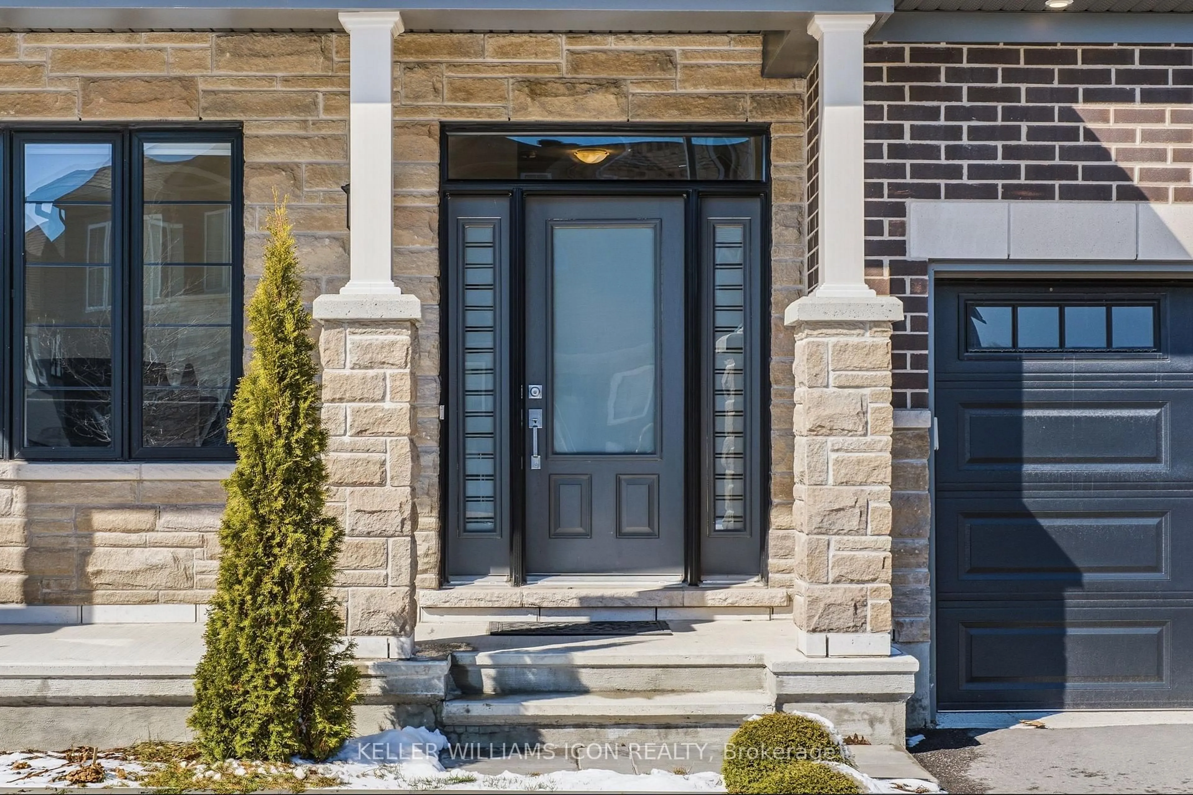 Home with brick exterior material, street for 352 Cloyne Cres, Ottawa Ontario K2J 6W4