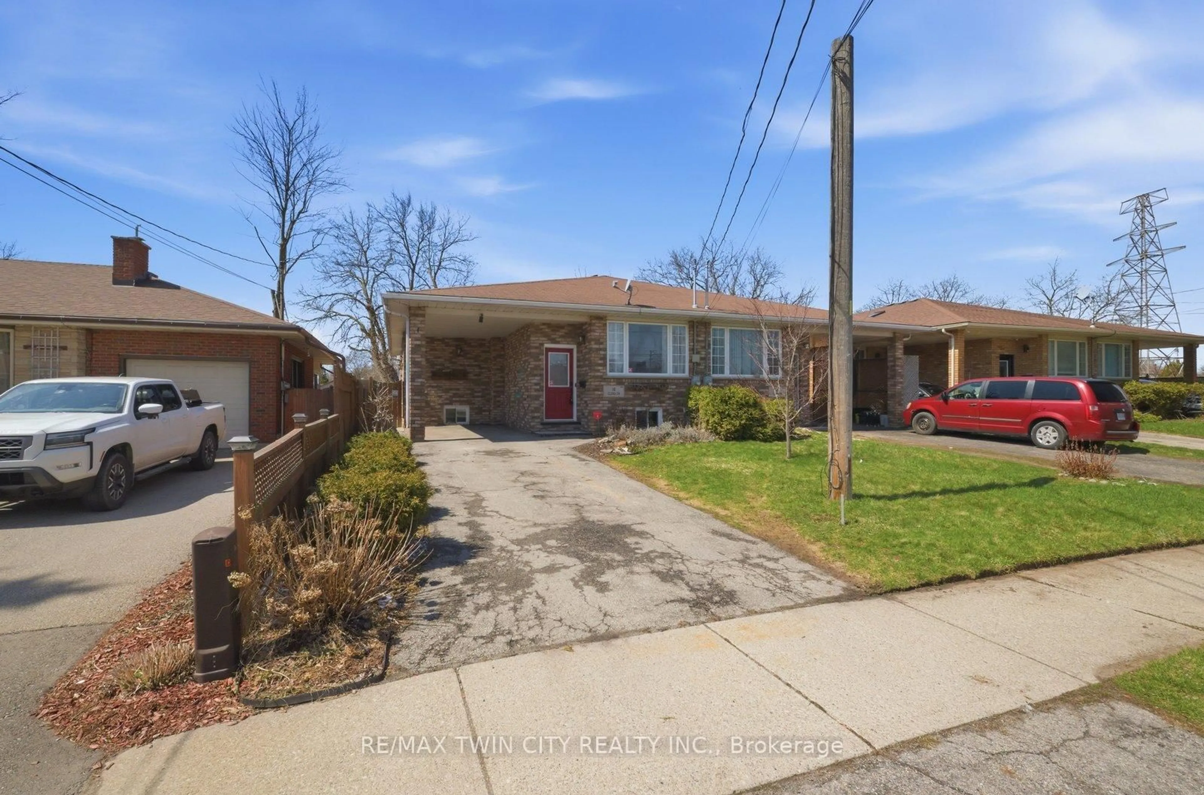 A pic from outside/outdoor area/front of a property/back of a property/a pic from drone, street for 10 Clara Cres, Brantford Ontario N3S 7C7