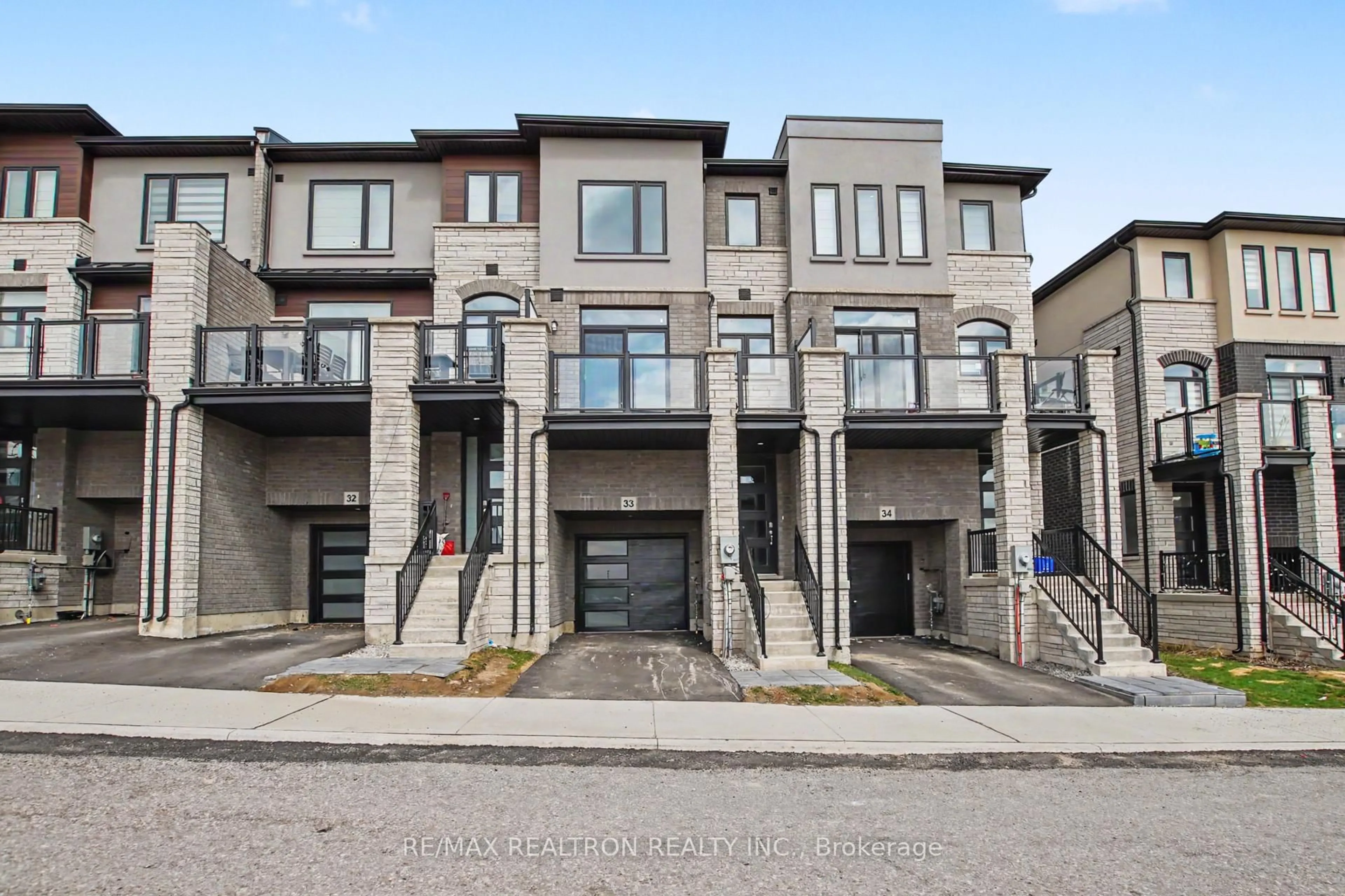 Unknown for 155 Equestrian Way #33, Cambridge Ontario N3E 0E9