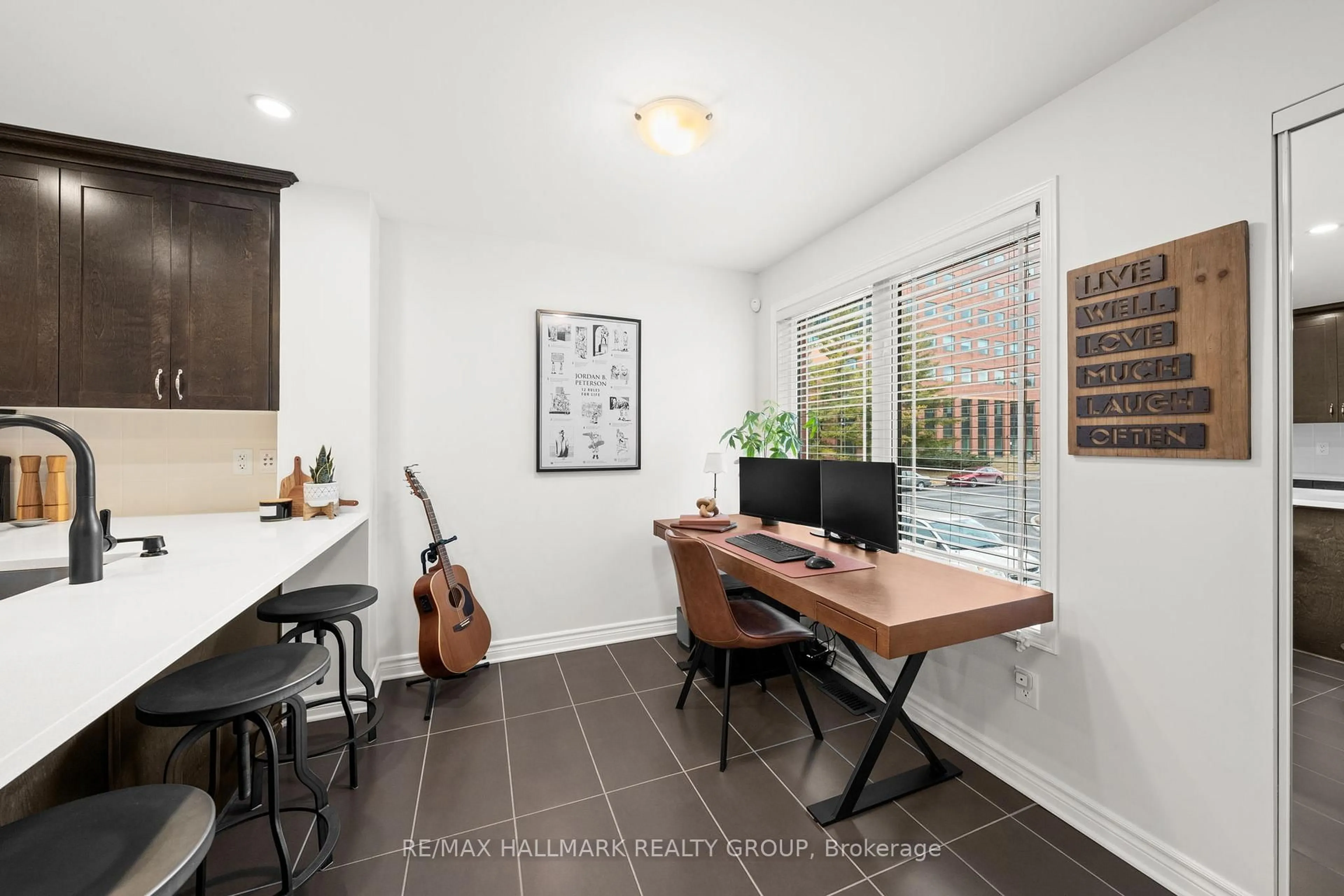 Unknown for 498 LeBoutillier Ave, Ottawa Ontario K1K 1V1