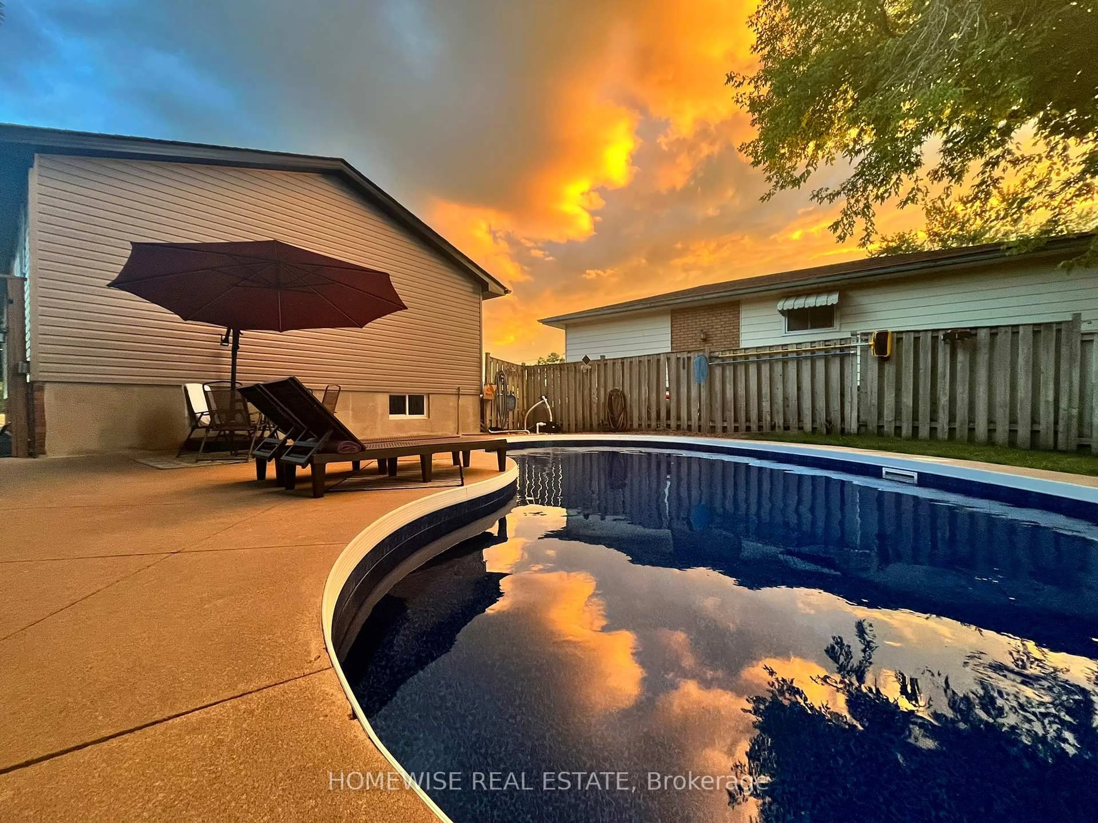 A pic from outside/outdoor area/front of a property/back of a property/a pic from drone, water/lake/river/ocean view for 268 SPENCLEYS Lane, Peterborough Ontario K9H 1S3