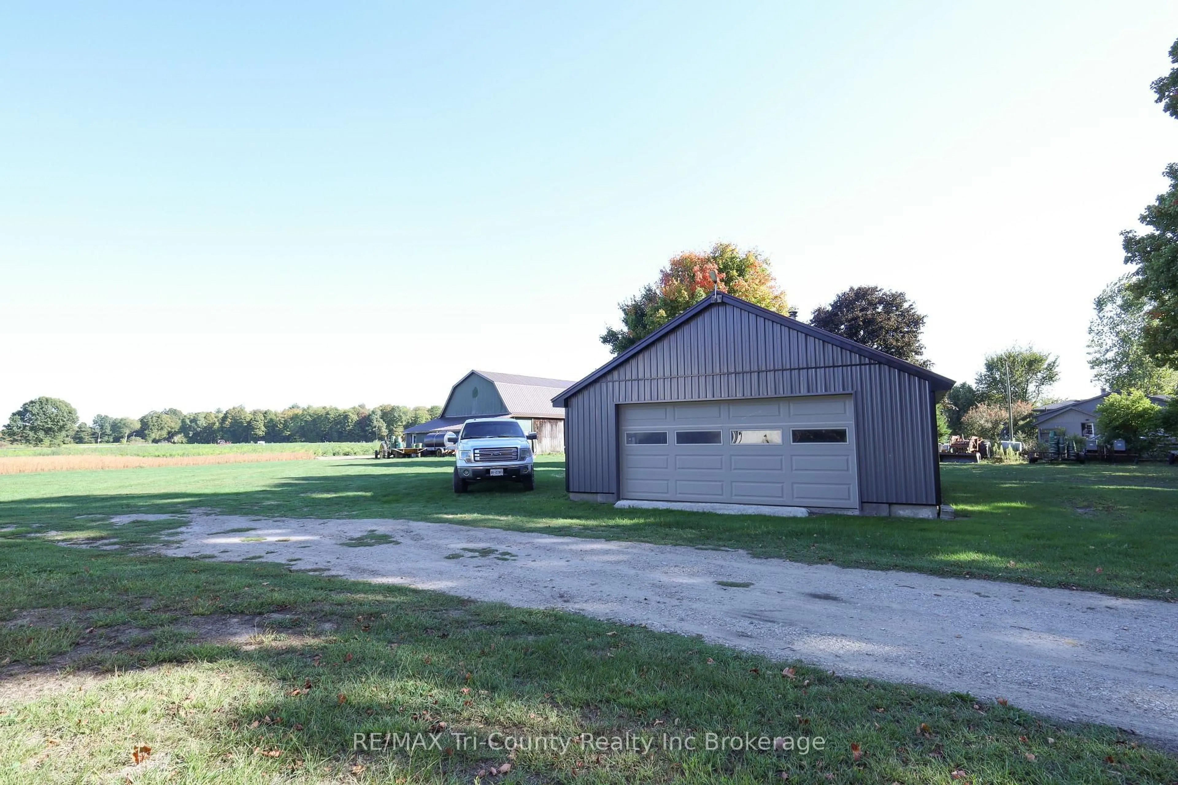 Shed for 1225 1st Concession ENR Rd, Norfolk Ontario N0E 1G0