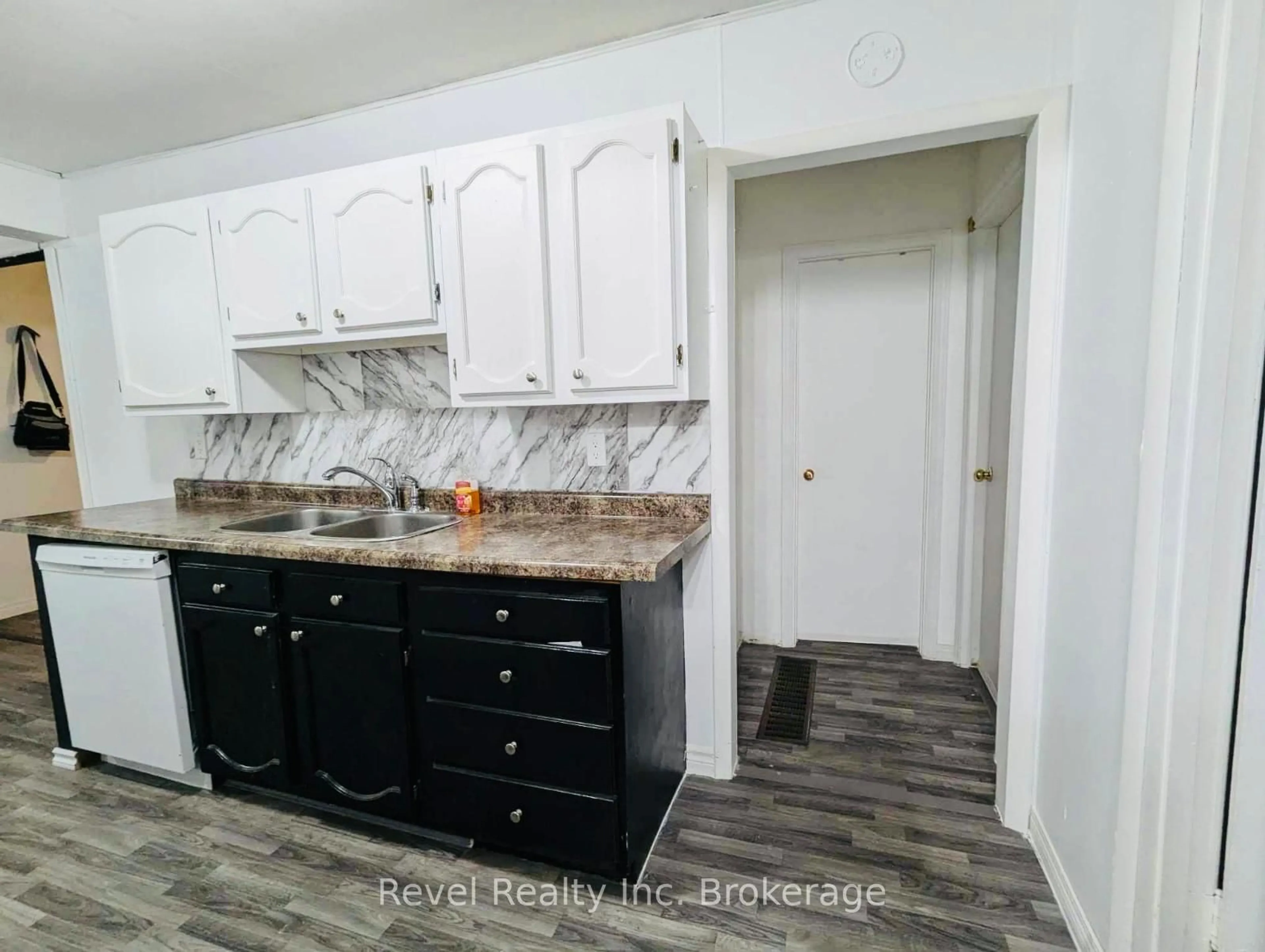 Unknown for 214 Fotheringham Ave, Atikokan Ontario P0T 1C0