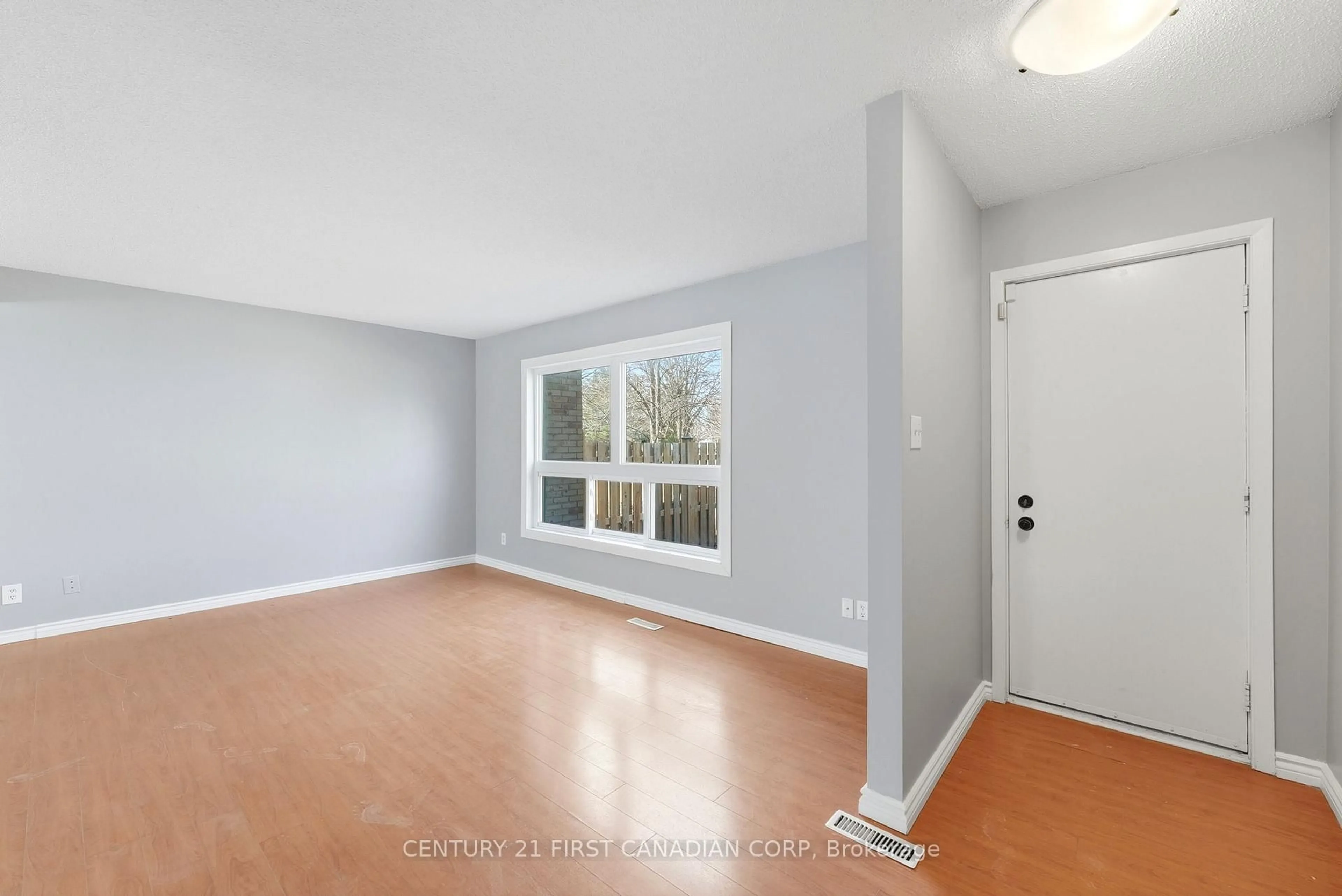 Unknown for 75 Ansondale Rd #65, London South Ontario N6C 5W5