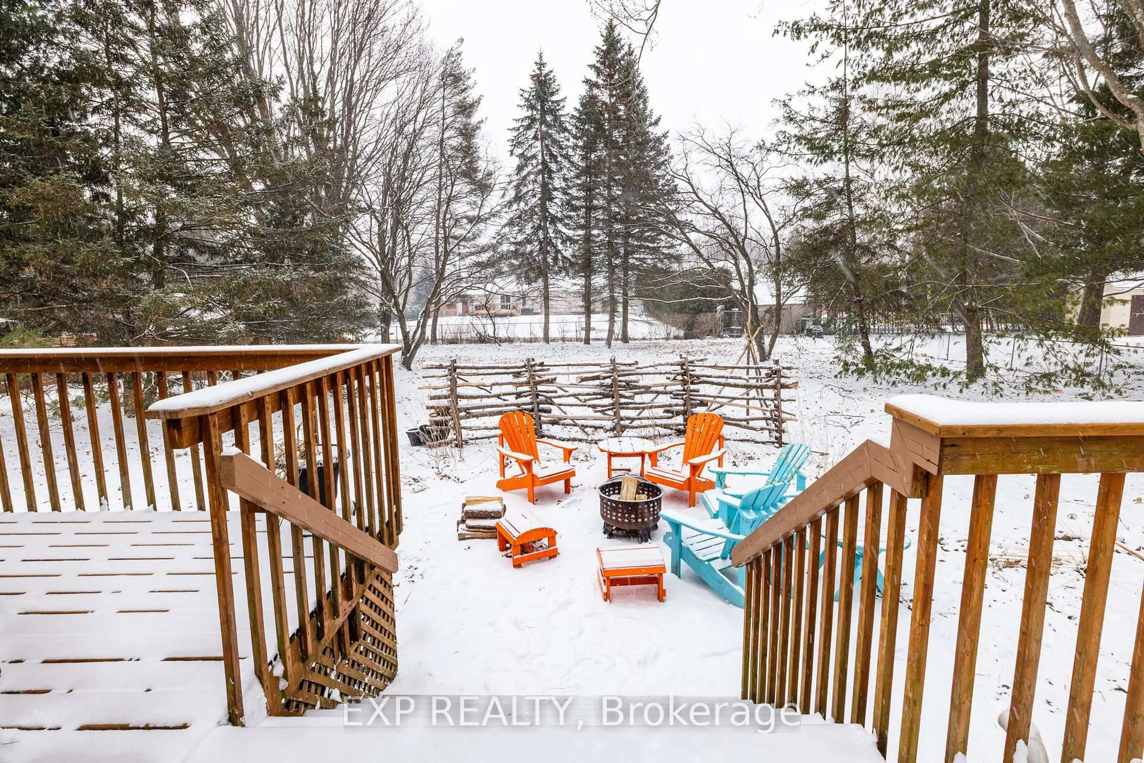 Patio, unknown for 602 Church St, Russell Ontario K4R 1C4