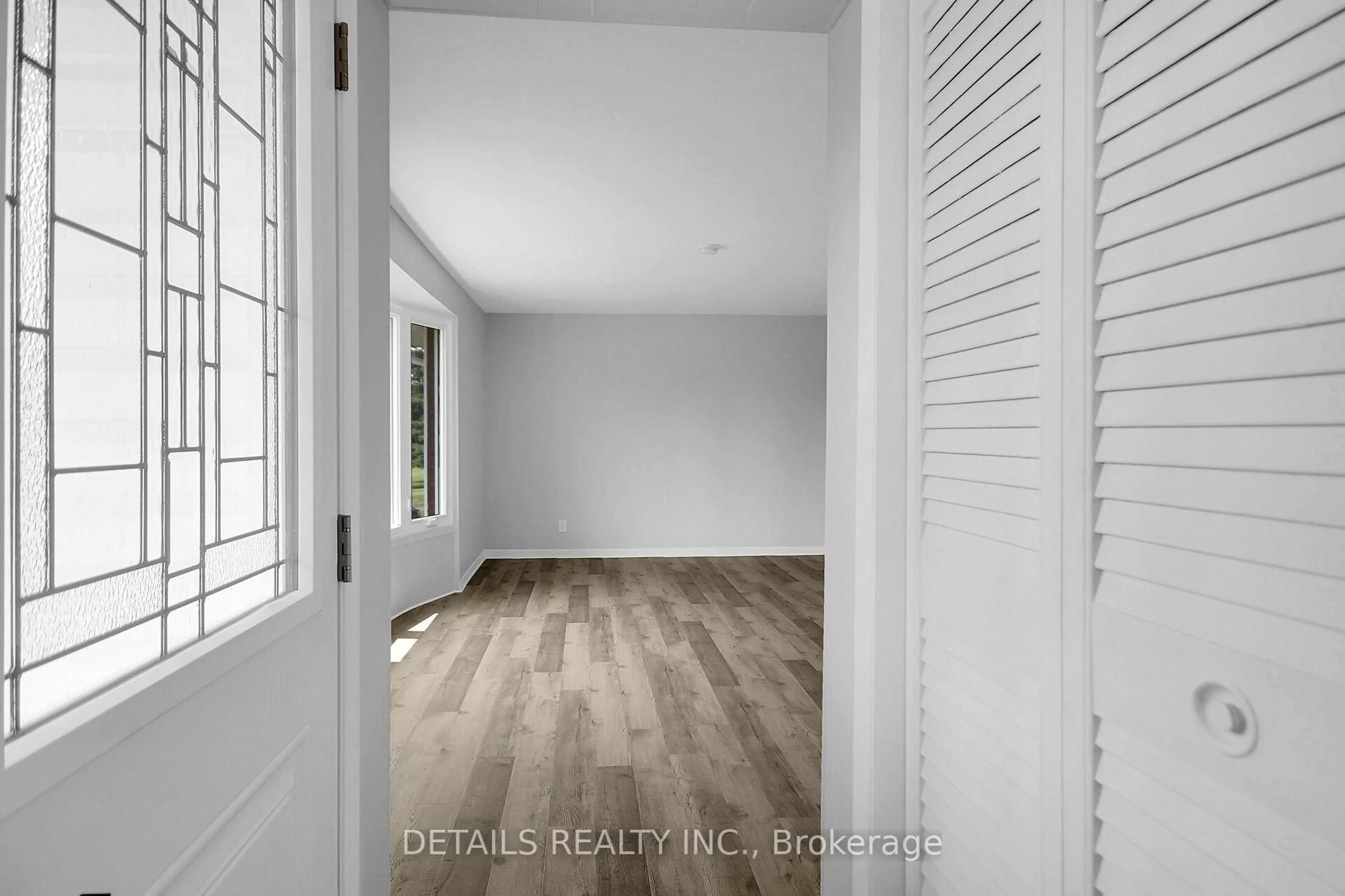 Indoor entryway for 13459 Loucks Rd, North Dundas Ontario K0C 1H0