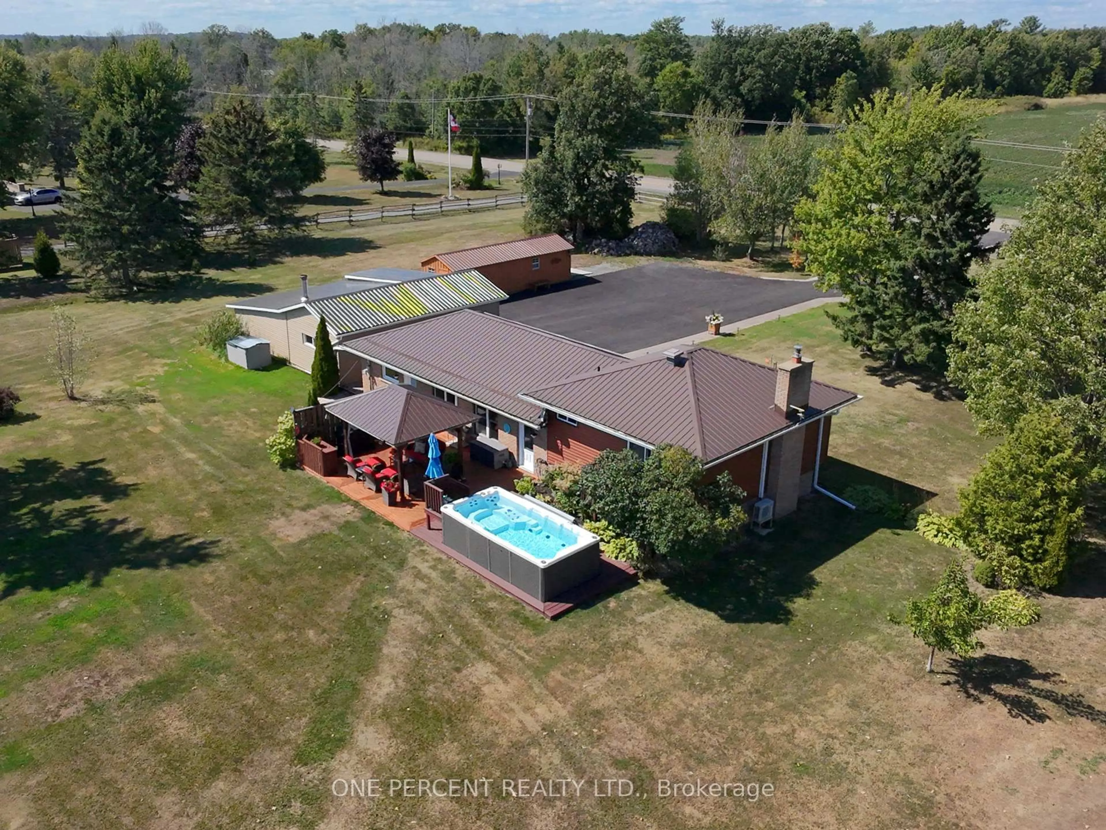 A pic from outside/outdoor area/front of a property/back of a property/a pic from drone, building for 858 Eden Grove Rd, Front of Leeds & Seeleys Bay Ontario K0E 1L0