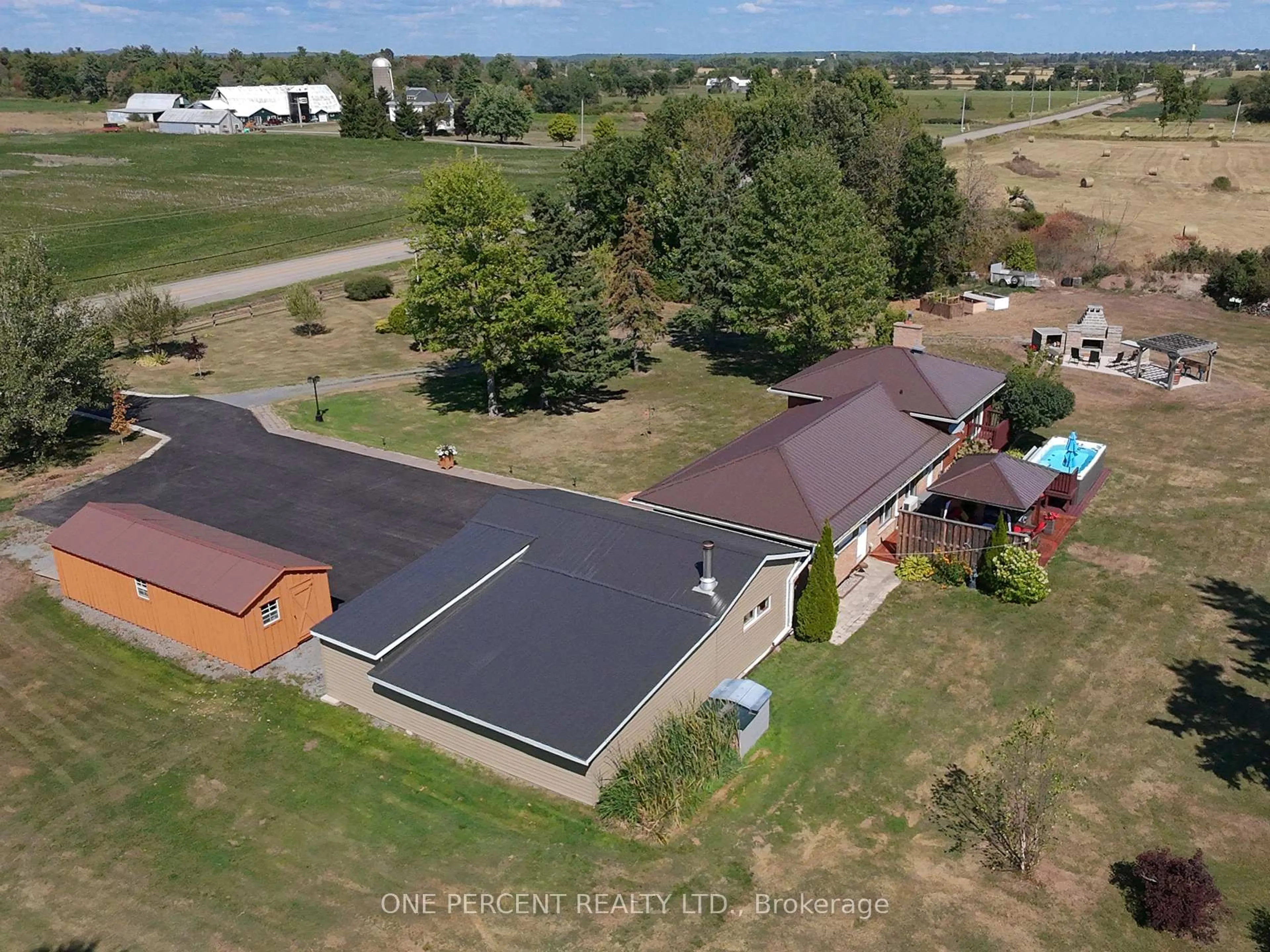A pic from outside/outdoor area/front of a property/back of a property/a pic from drone, unknown for 858 Eden Grove Rd, Front of Leeds & Seeleys Bay Ontario K0E 1L0