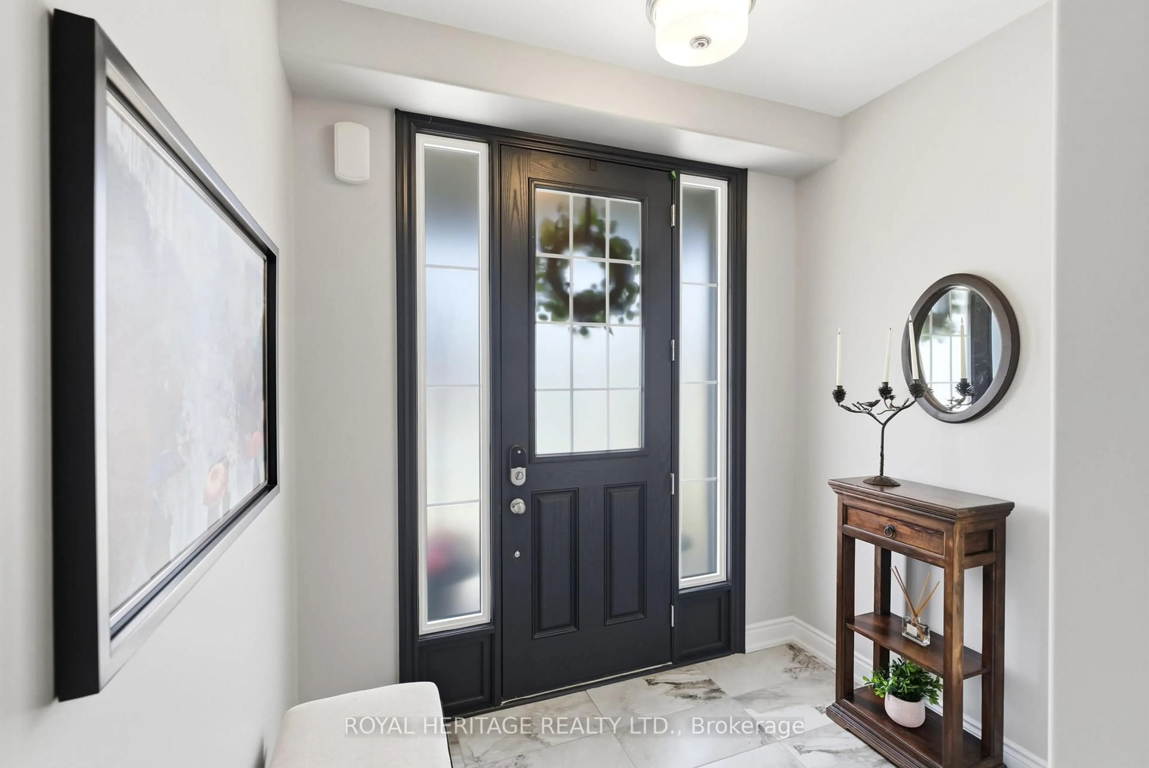 Indoor entryway for 245 Strachan St, Port Hope Ontario L1A 0E7