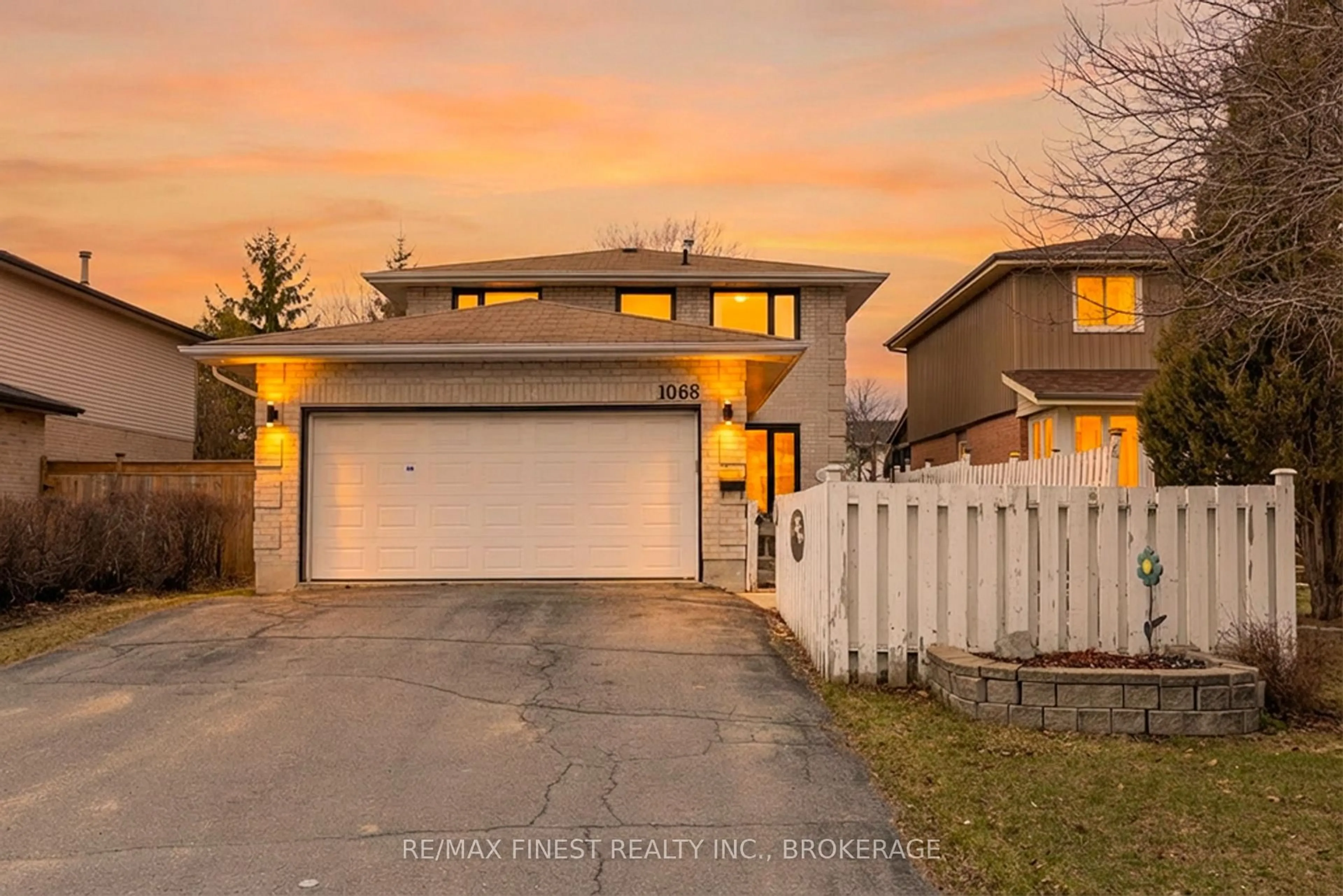 Unknown for 1068 Willowood Dr, Kingston Ontario K7P 1Z3