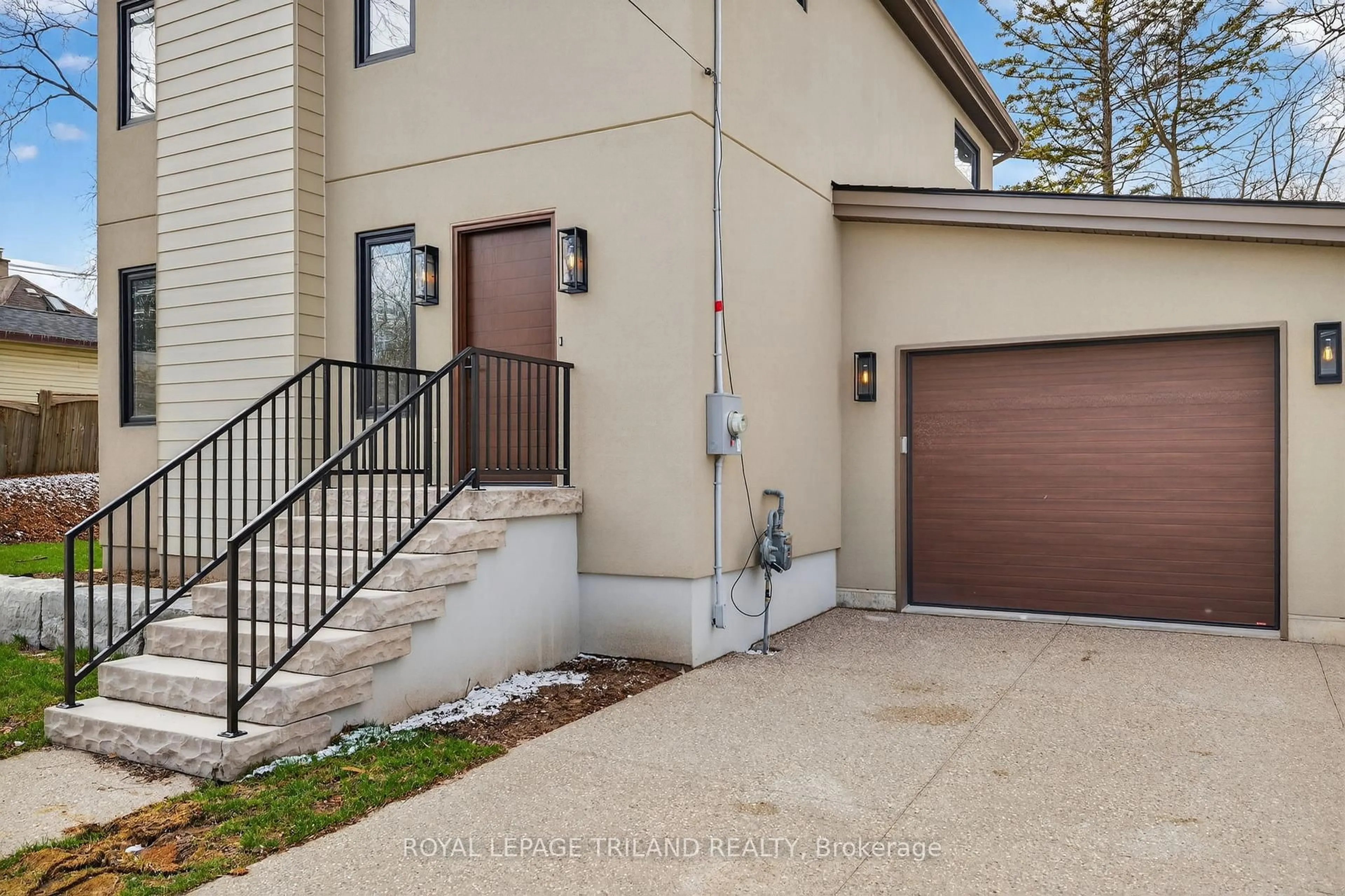 Unknown for 14 Lundy Lane, London South Ontario N6C 3G5