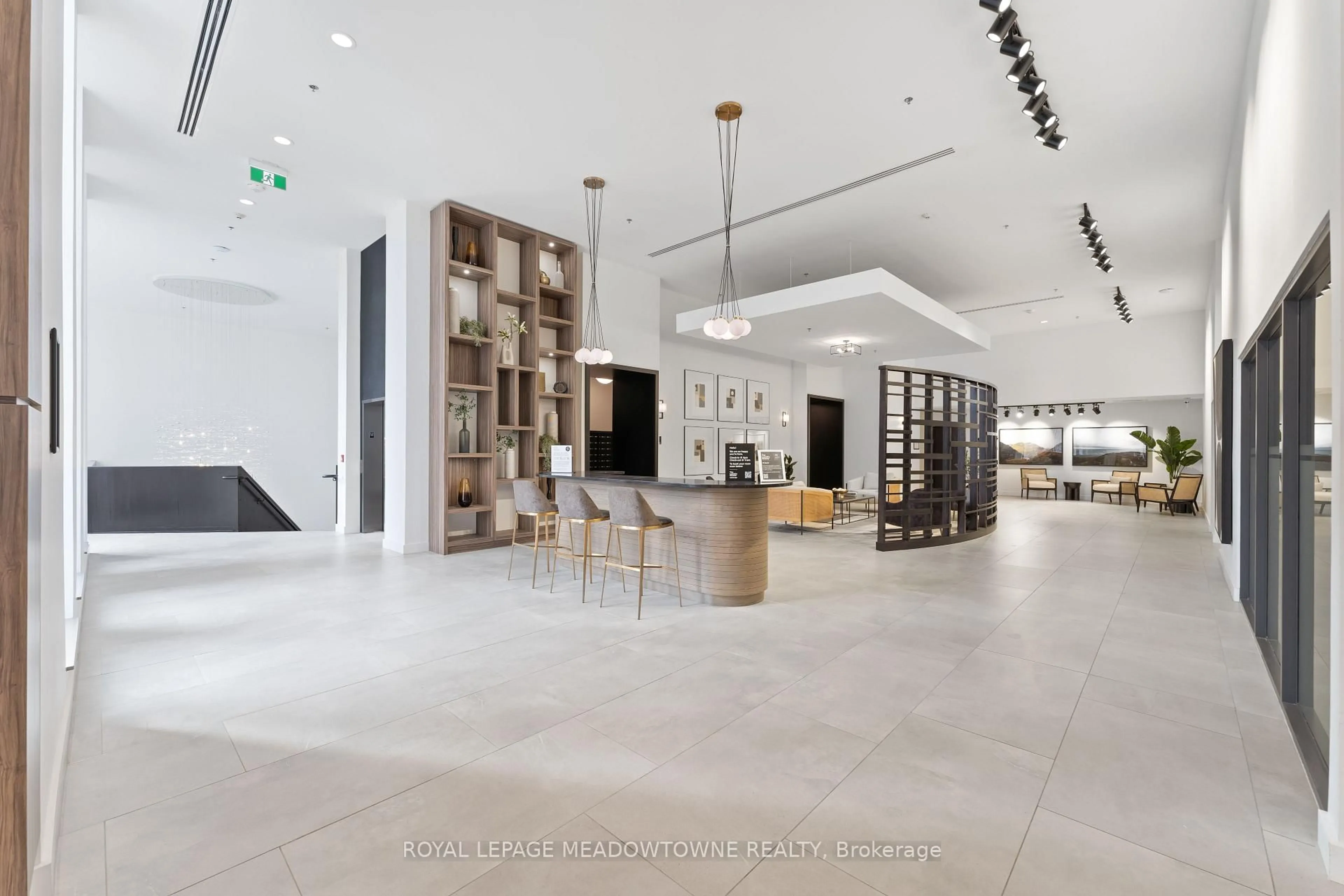 Lobby for 15 Glebe St #1304, Cambridge Ontario N1S 0C3