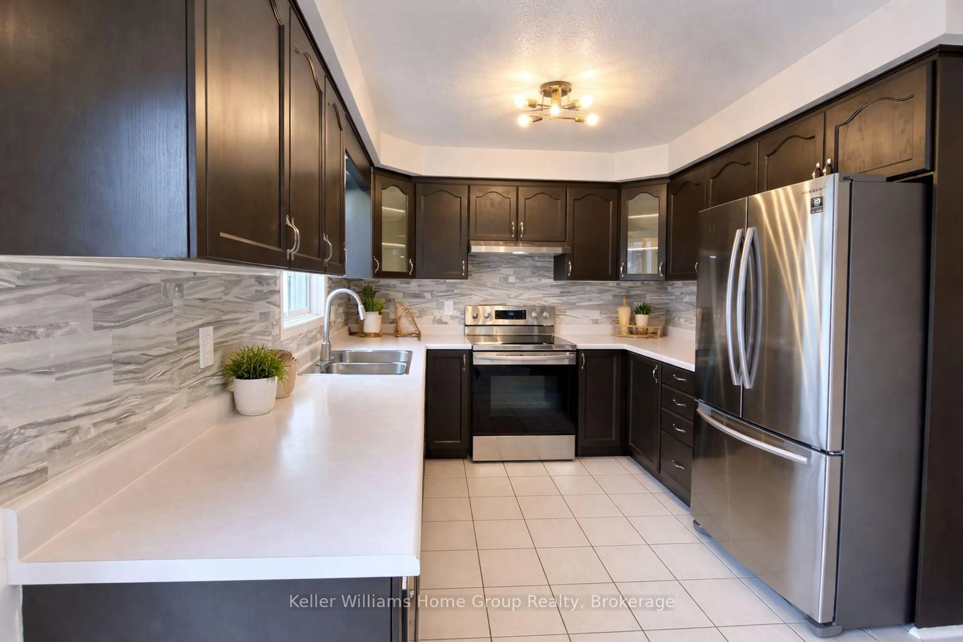 Contemporary kitchen, ceramic/tile floor for 79 Hazelwood Cres, Cambridge Ontario N1R 8A4