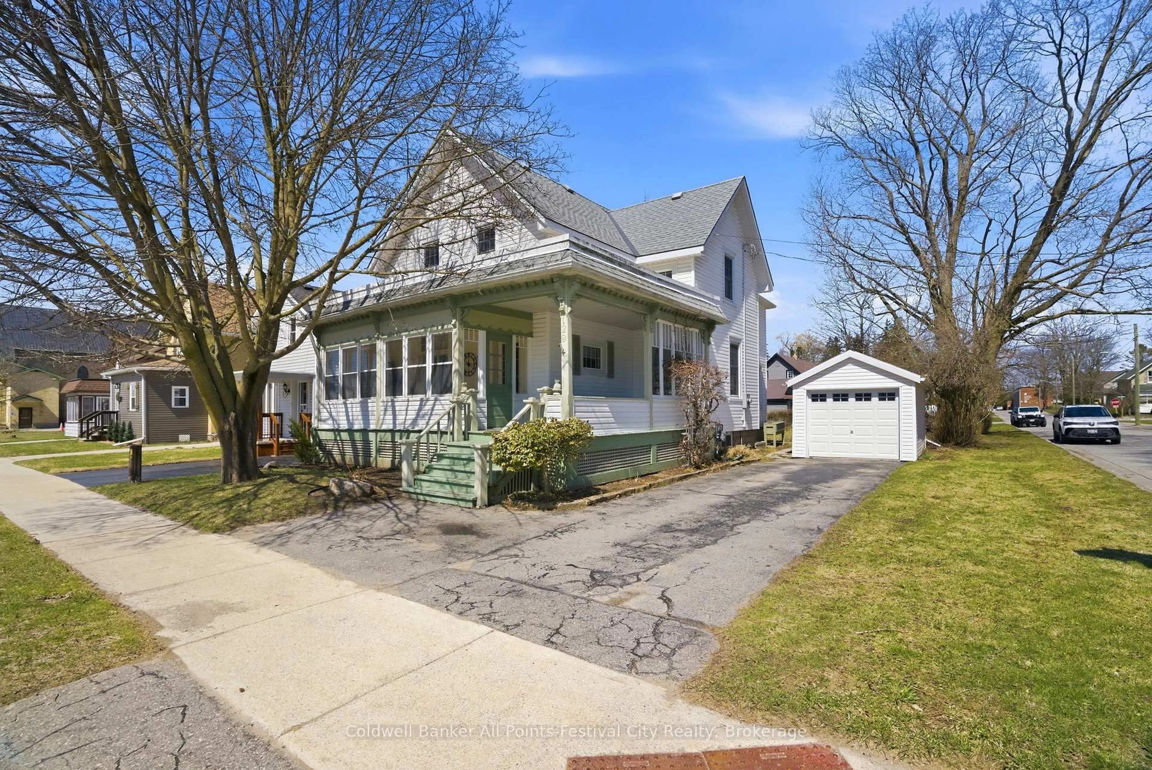 Home with vinyl exterior material, street for 129 Ontario St, Central Huron Ontario N0M 1L0