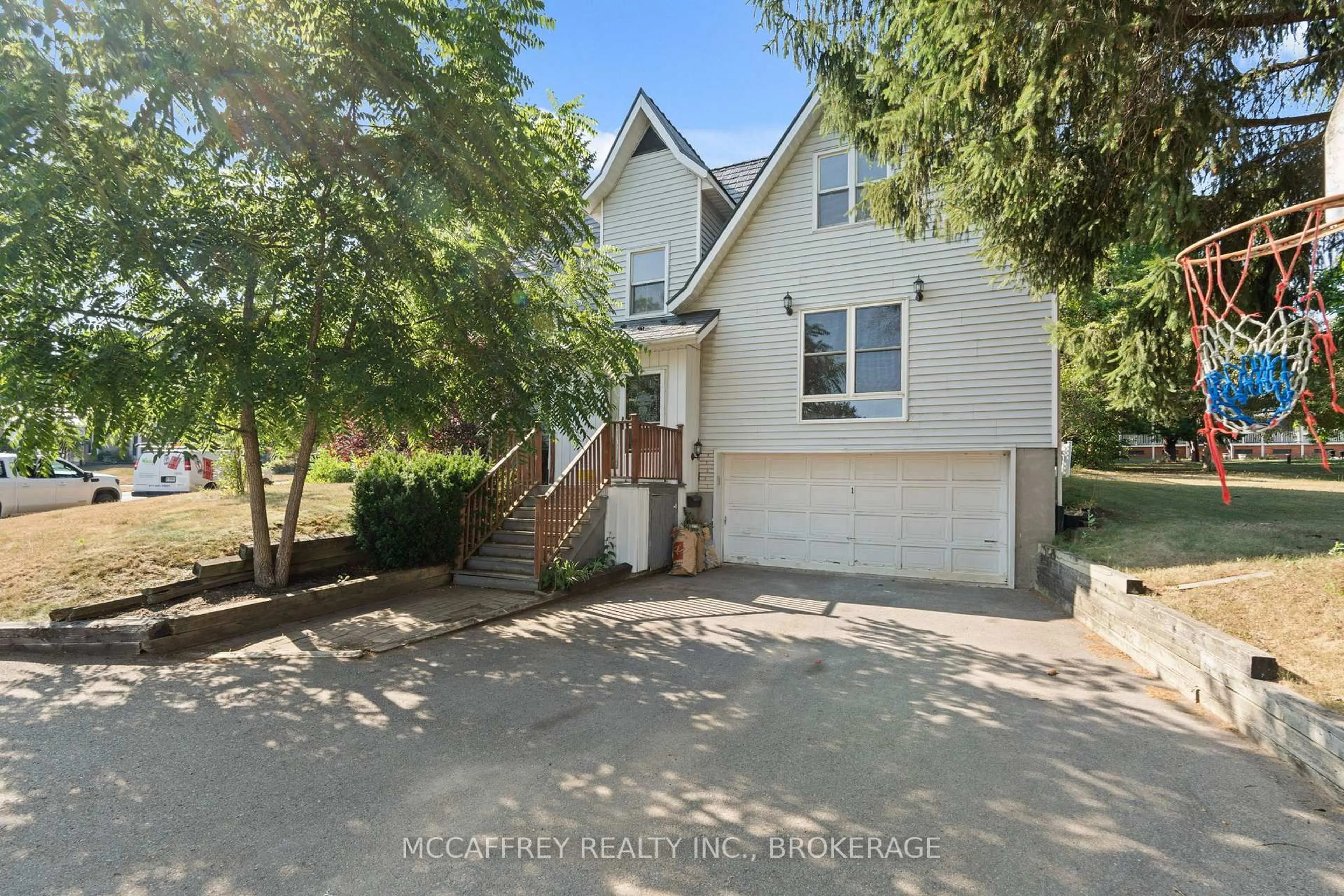 A pic from outside/outdoor area/front of a property/back of a property/a pic from drone, street for 1 SLASH Rd, Greater Napanee Ontario K7R 2Z6