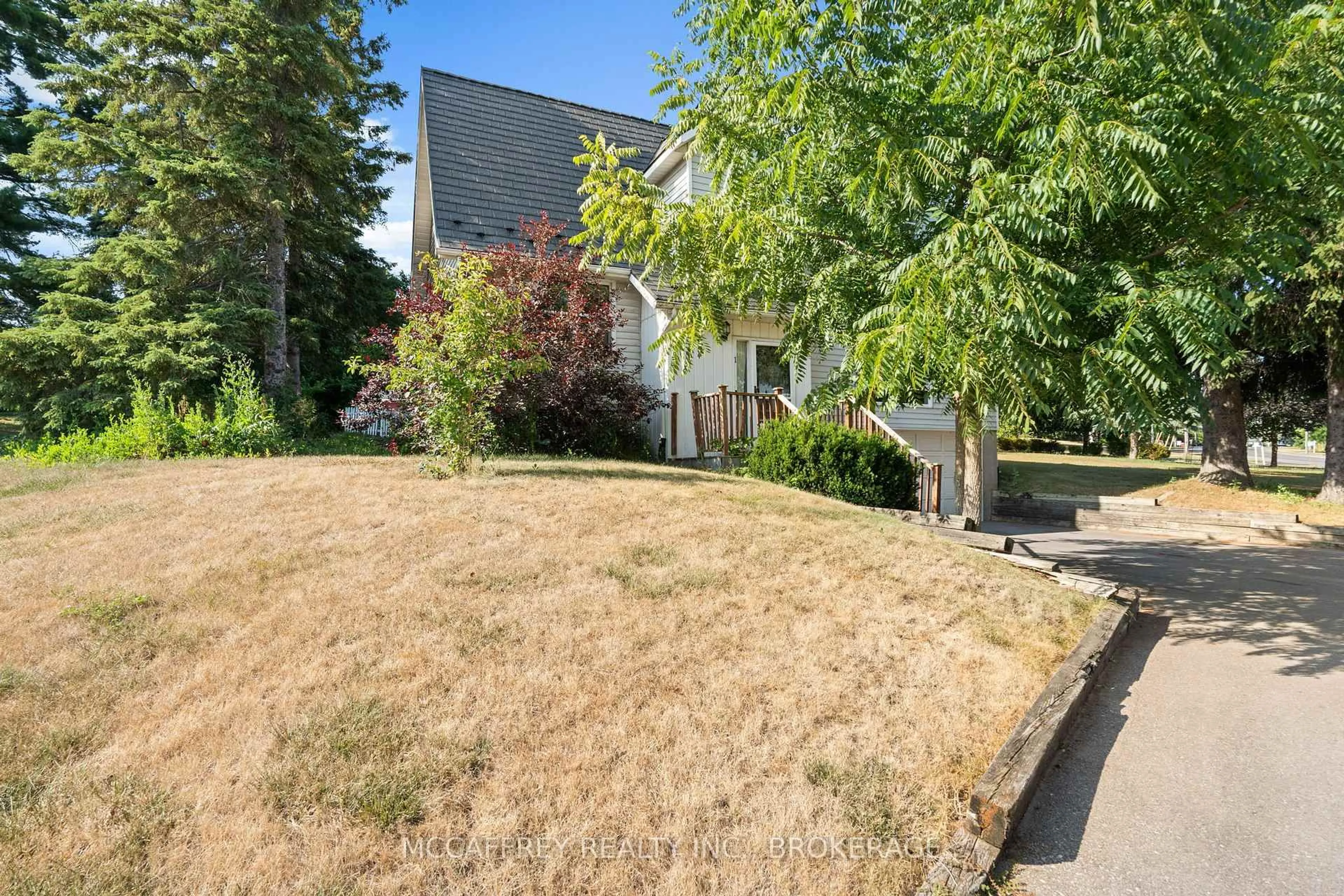 A pic from outside/outdoor area/front of a property/back of a property/a pic from drone, street for 1 SLASH Rd, Greater Napanee Ontario K7R 2Z6