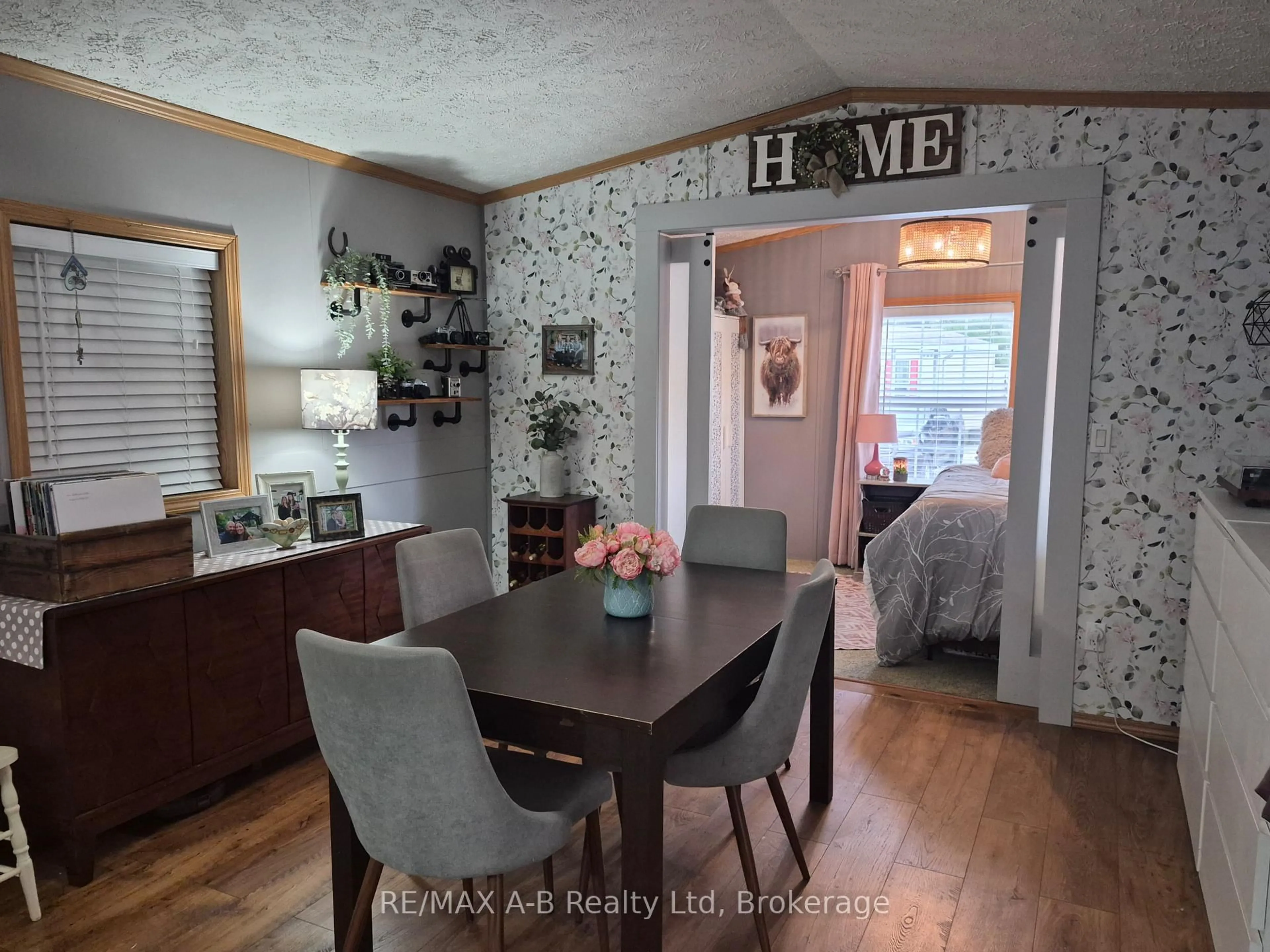 Dining room, unknown for 923590 Road 92 Rd #411, Zorra Ontario N0J 1J0