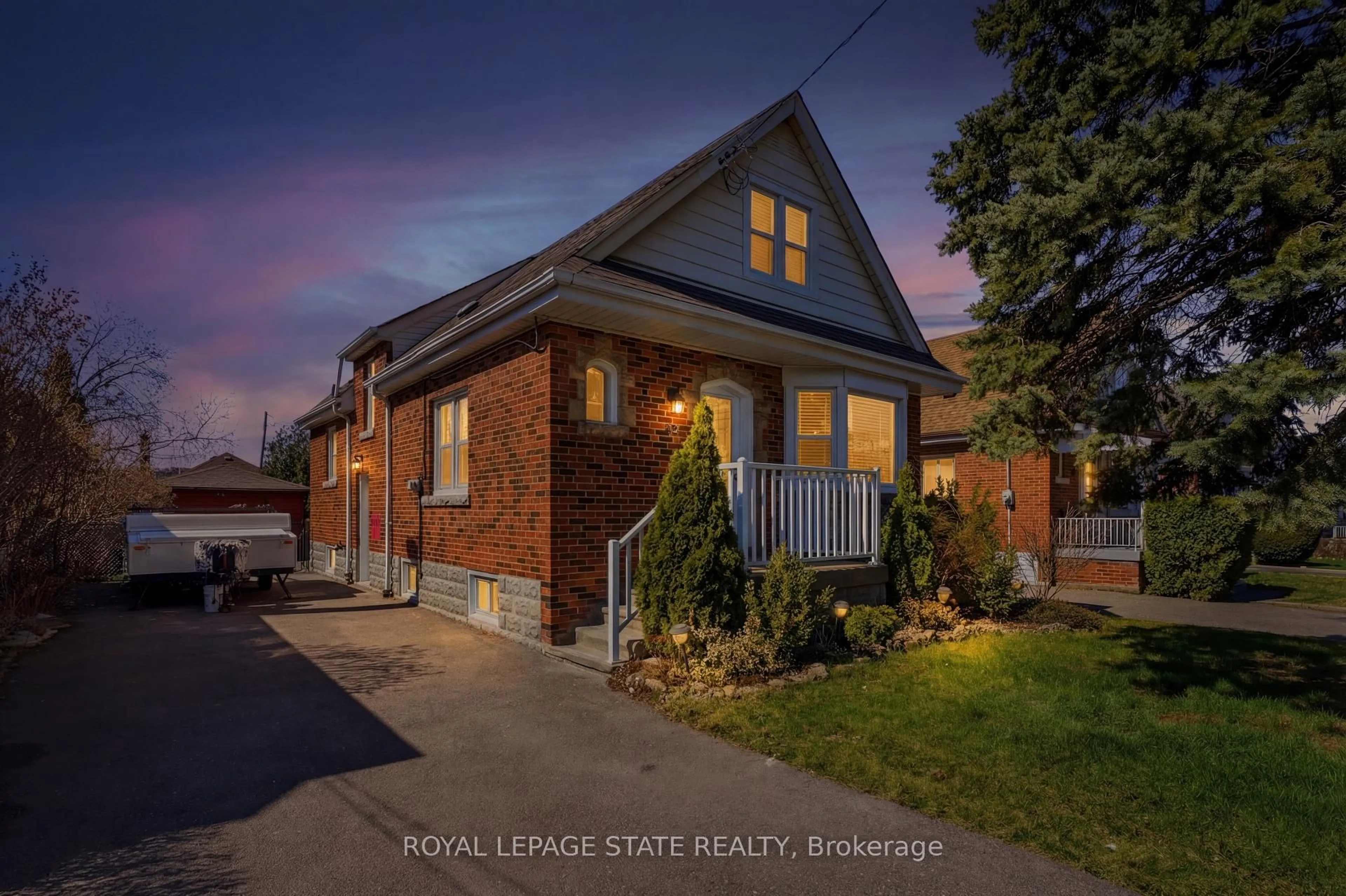 Home with brick exterior material, street for 26 Isabel Ave, Hamilton Ontario L8H 1A9