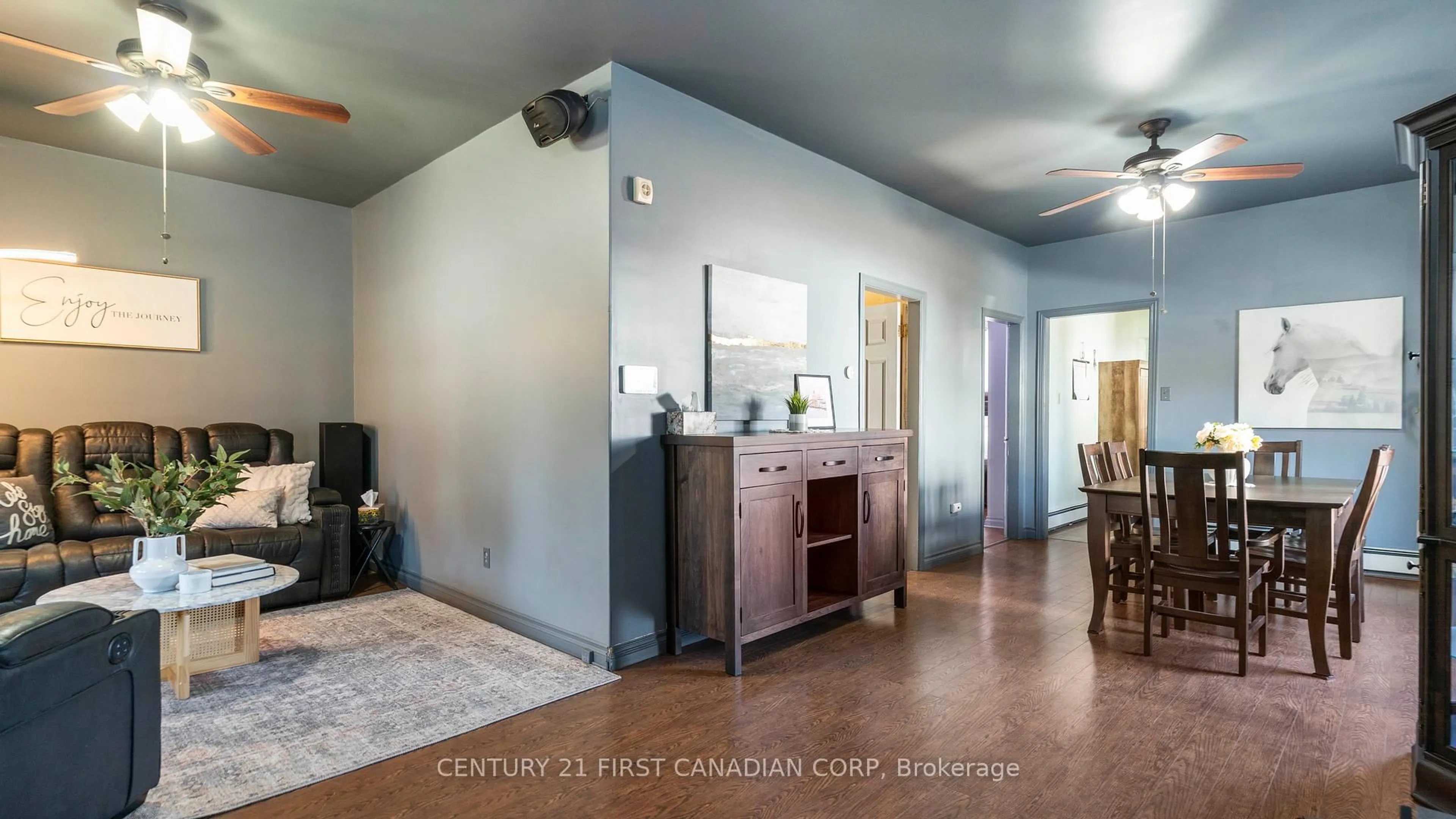 Indoor entryway for 706 Nelson St, London East Ontario N5Z 1J7