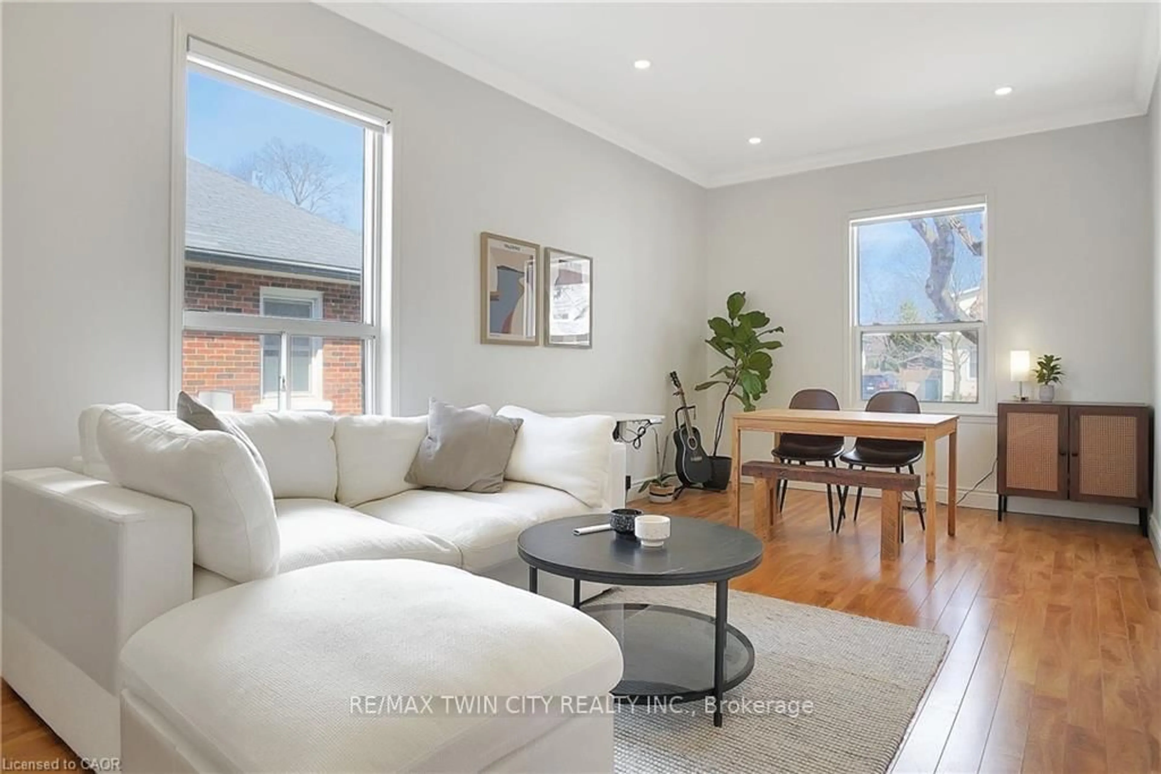 Living room with furniture, unknown for 12 Murdoch St, Cambridge Ontario N1R 4H4