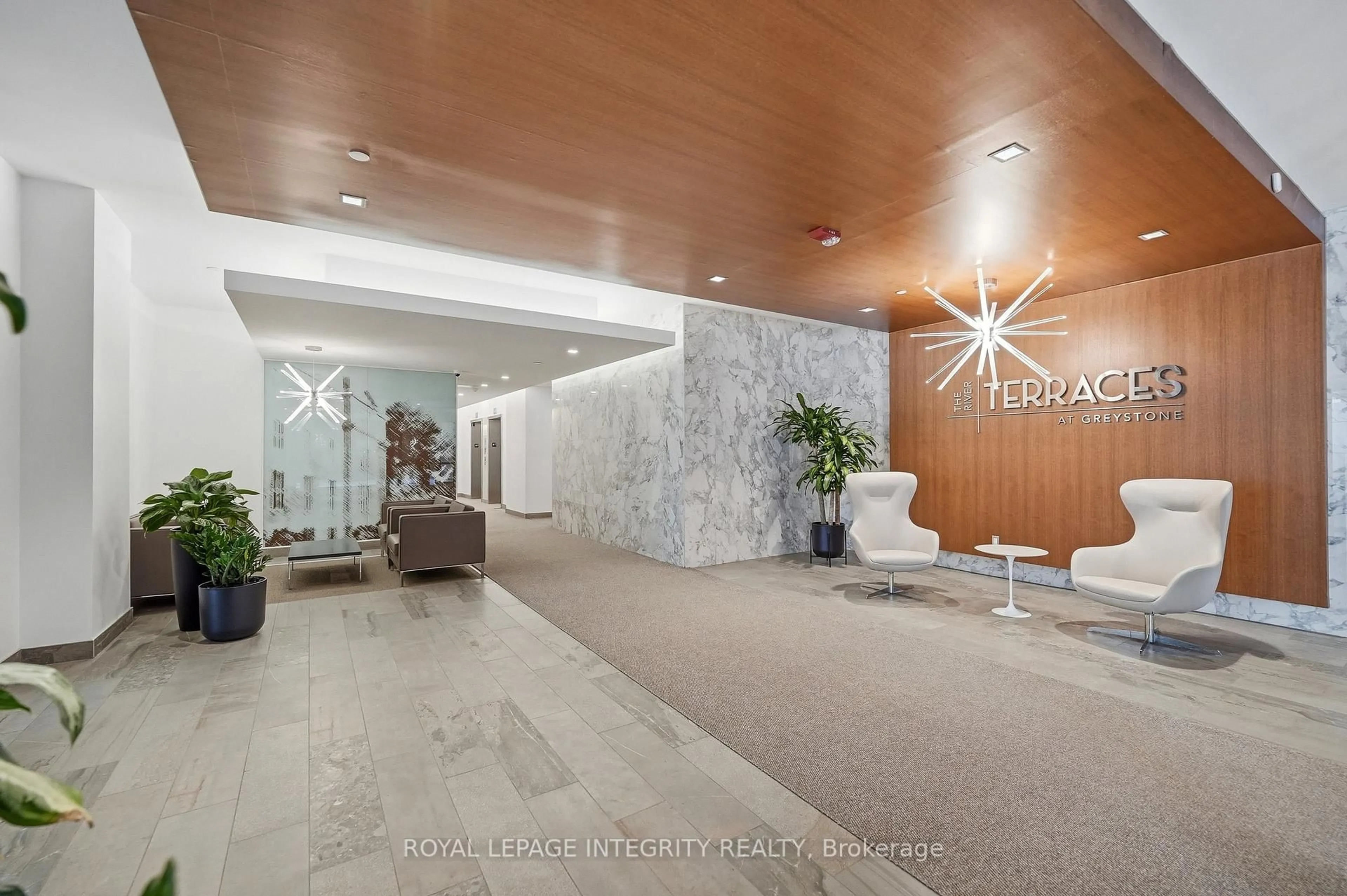 Lobby for 530 De Mazenod Ave #612, Ottawa Ontario K1S 5W8