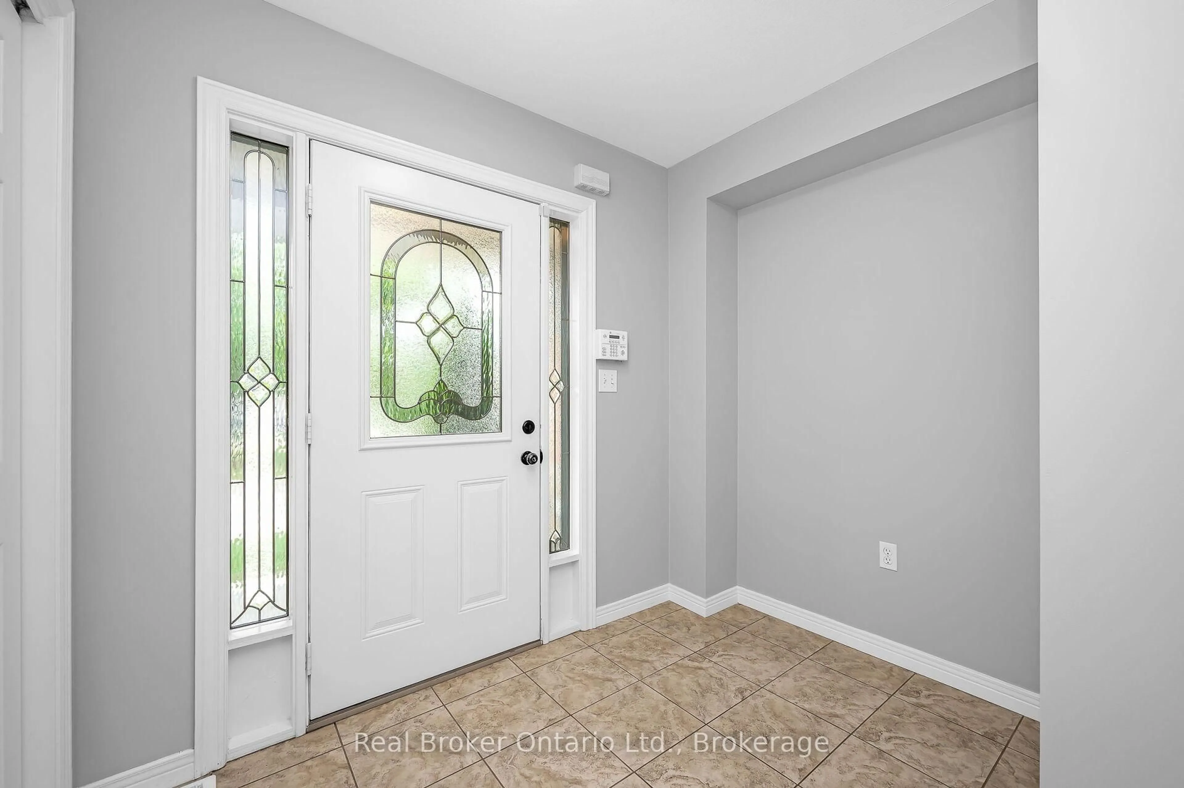 Indoor entryway for 23 Bellflower Blvd, Hamilton Ontario L0R 1P0