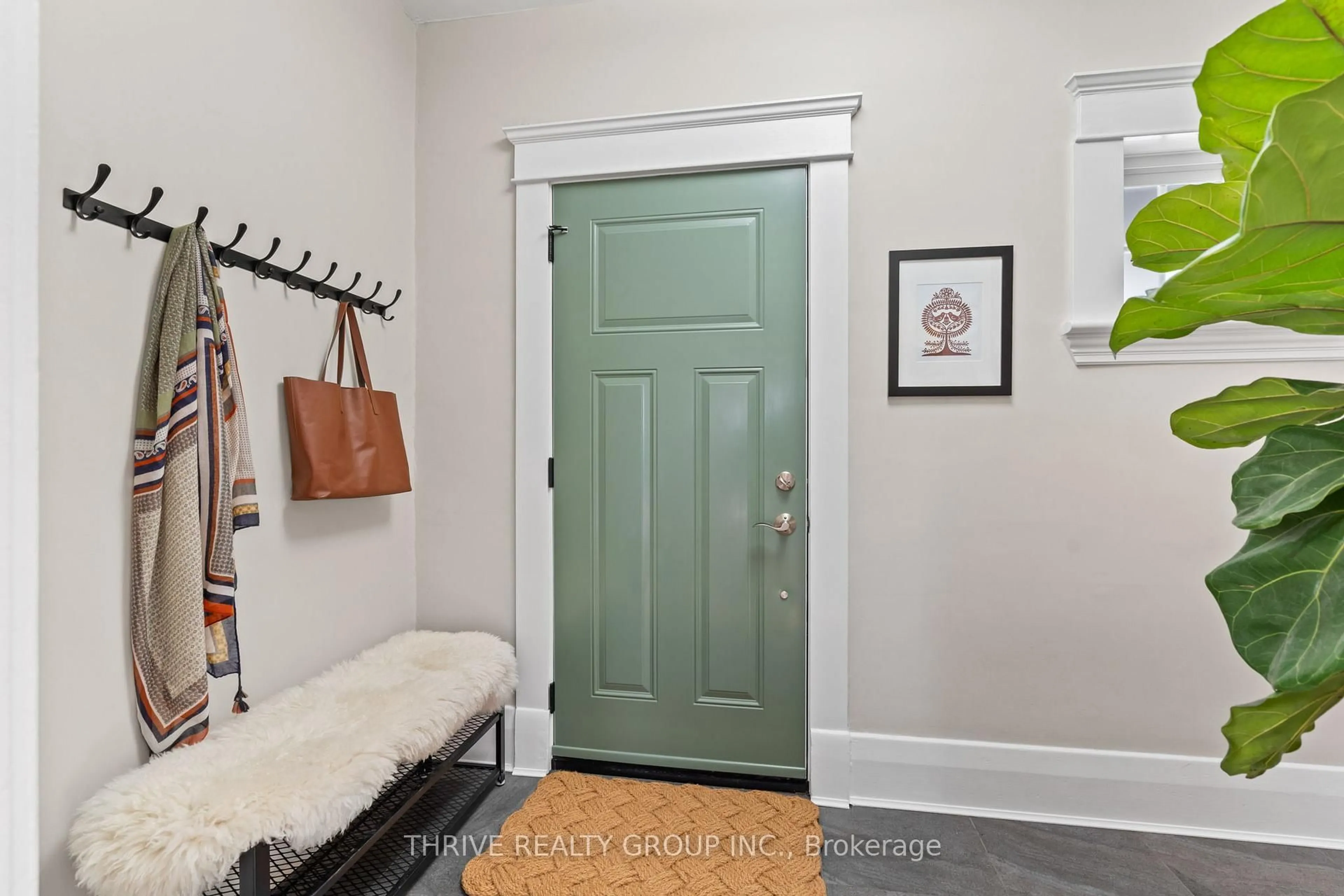 Indoor entryway for 114 Wortley Rd, London South Ontario N6C 3N8