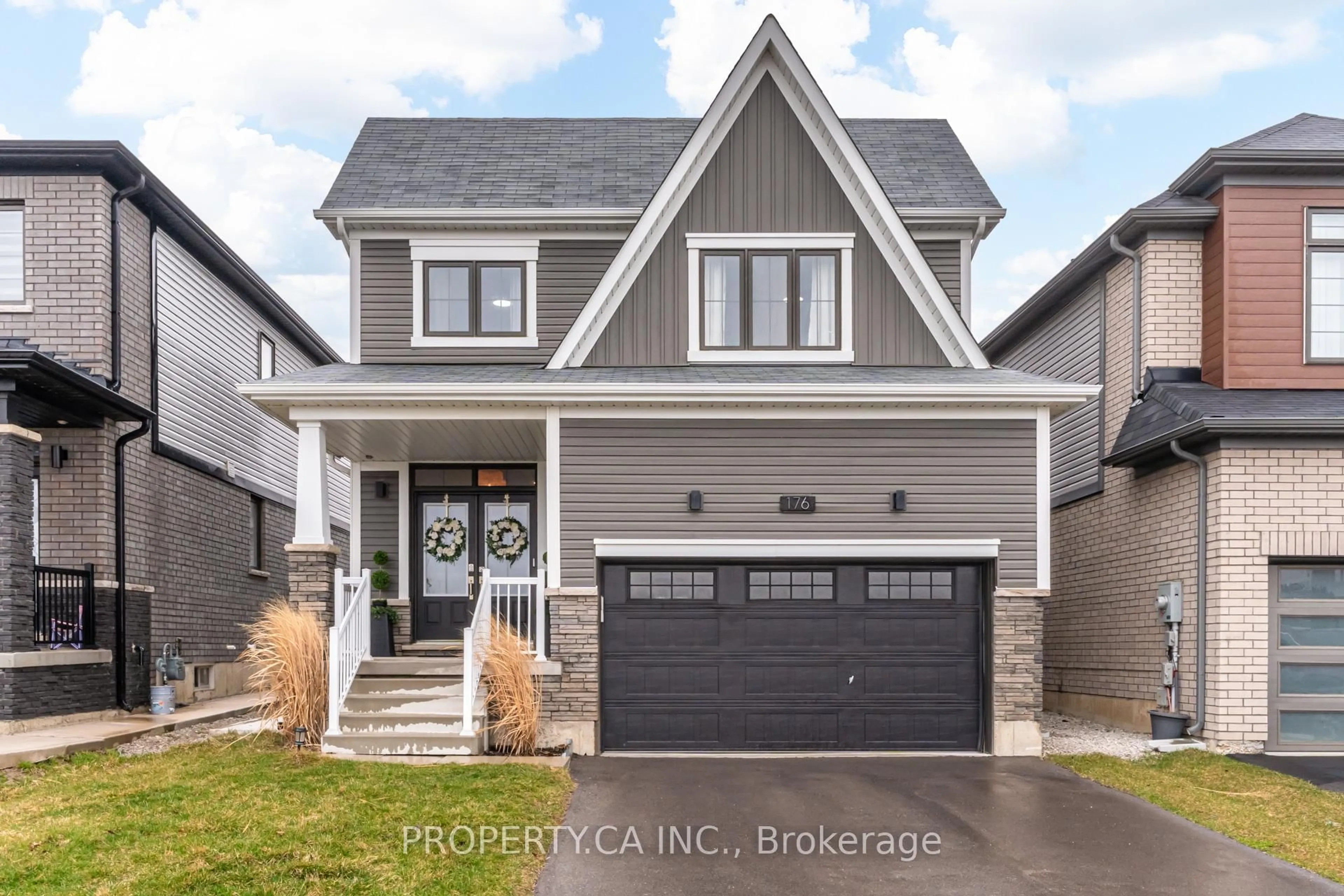 Home with brick exterior material, street for 176 Whithorn Cres, Haldimand Ontario N3W 0G7