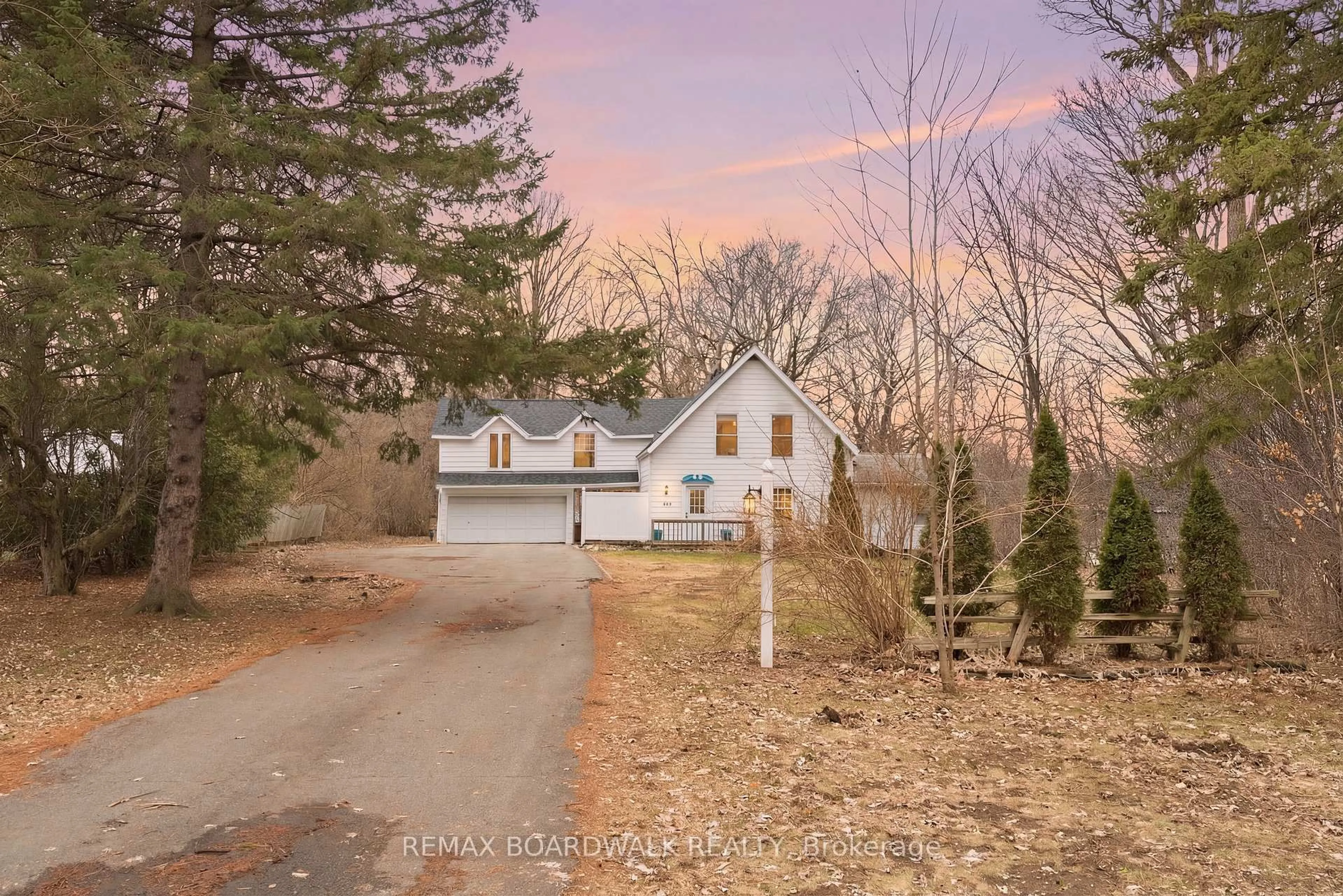 A pic from outside/outdoor area/front of a property/back of a property/a pic from drone, street for 920 Stewart Blvd, Elizabethtown-Kitley Ontario K6V 5T4