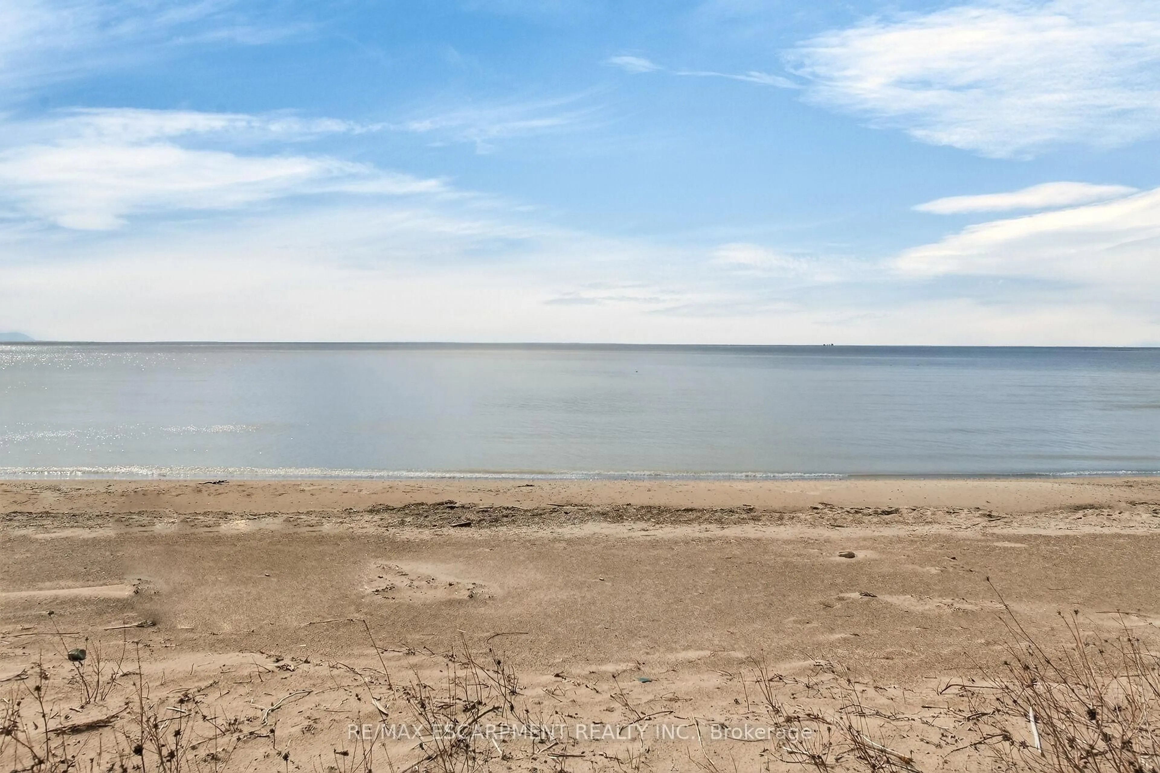 A pic of a room for 10 Anchor Lane, Haldimand Ontario N0A 1P0