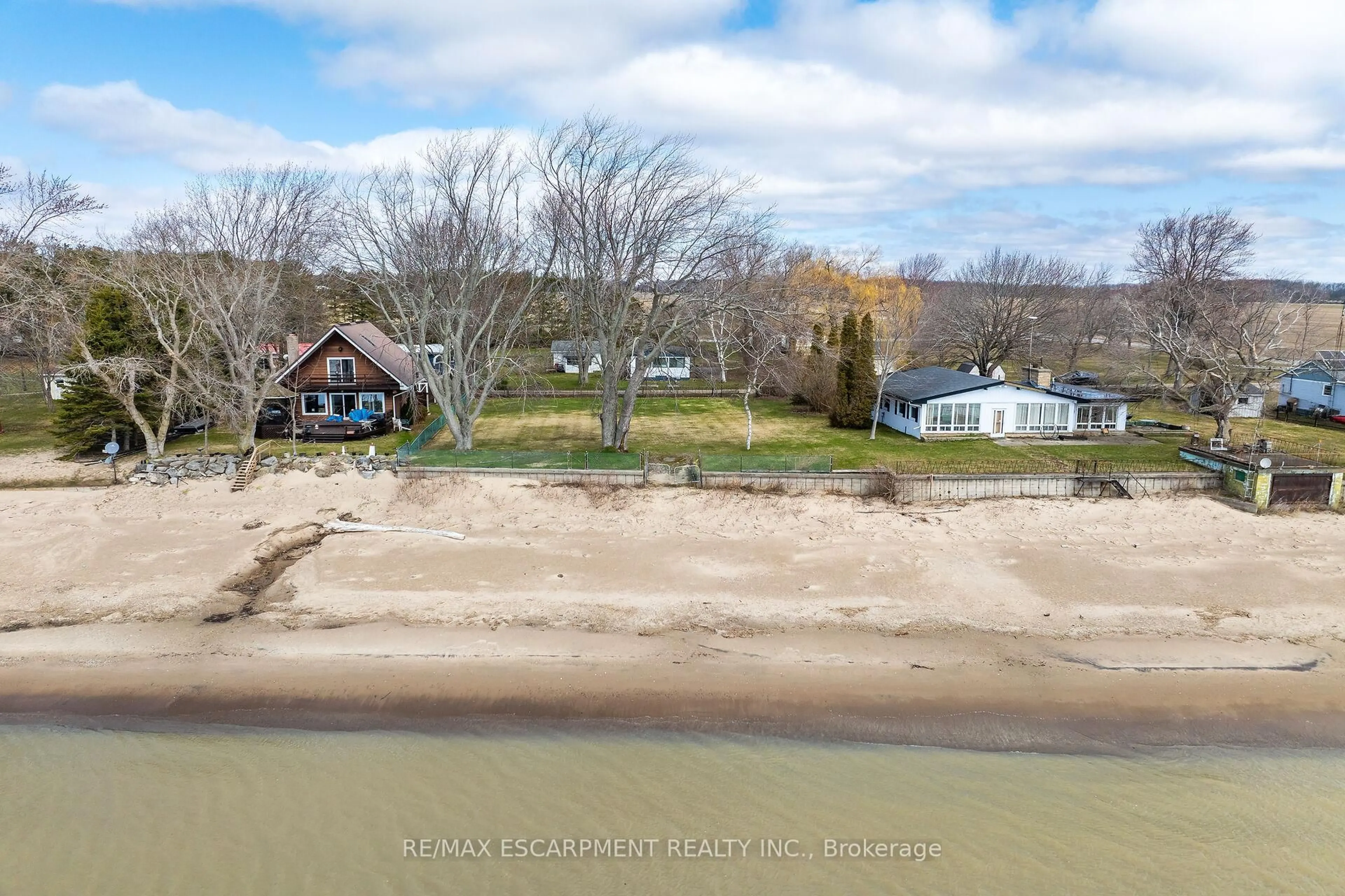 A pic from outside/outdoor area/front of a property/back of a property/a pic from drone, water/lake/river/ocean view for 10 Anchor Lane, Haldimand Ontario N0A 1P0