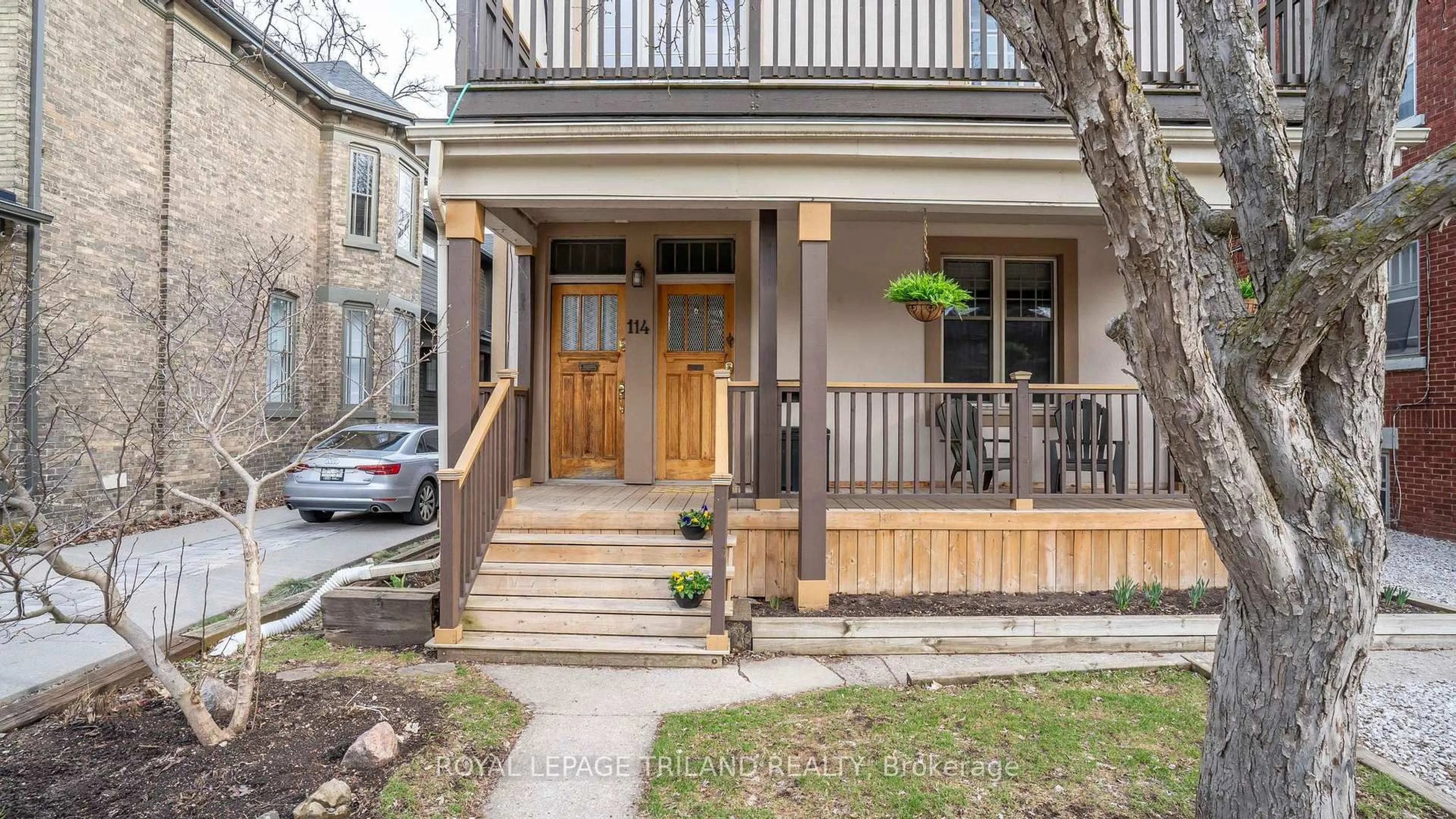 Unknown for 114 Elmwood Ave, London South Ontario N6C 1J5