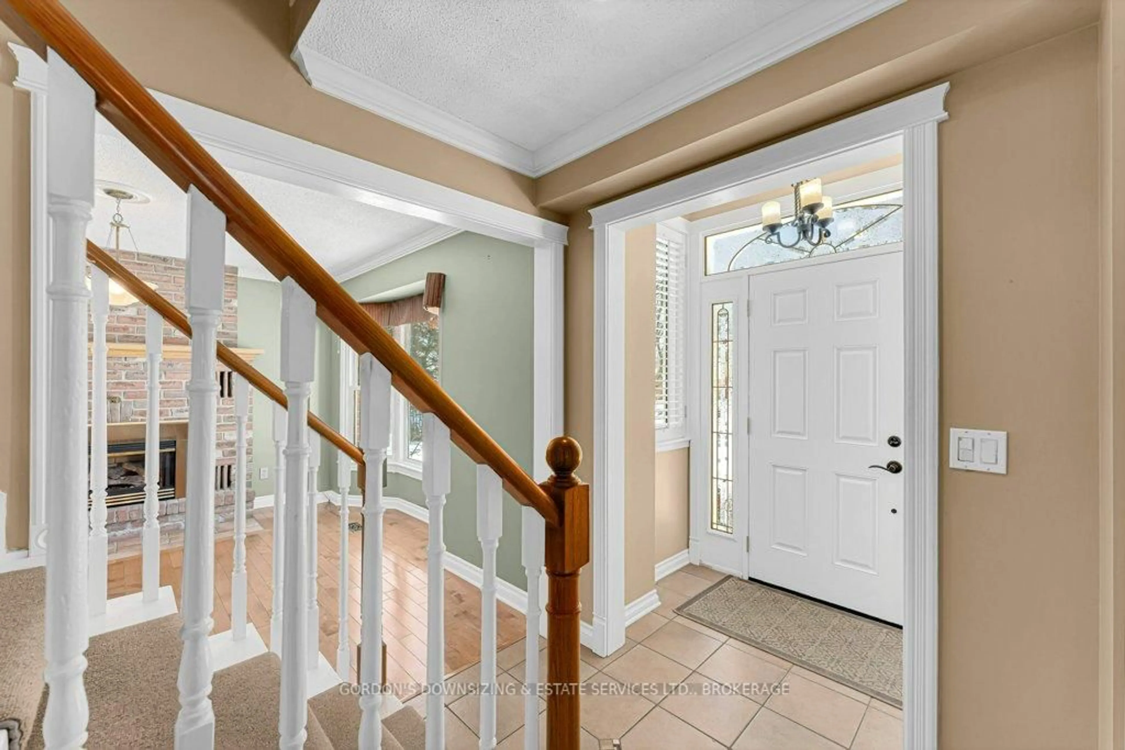 Indoor entryway for 1 Buckingham Crt, Kingston Ontario K7K 6V8