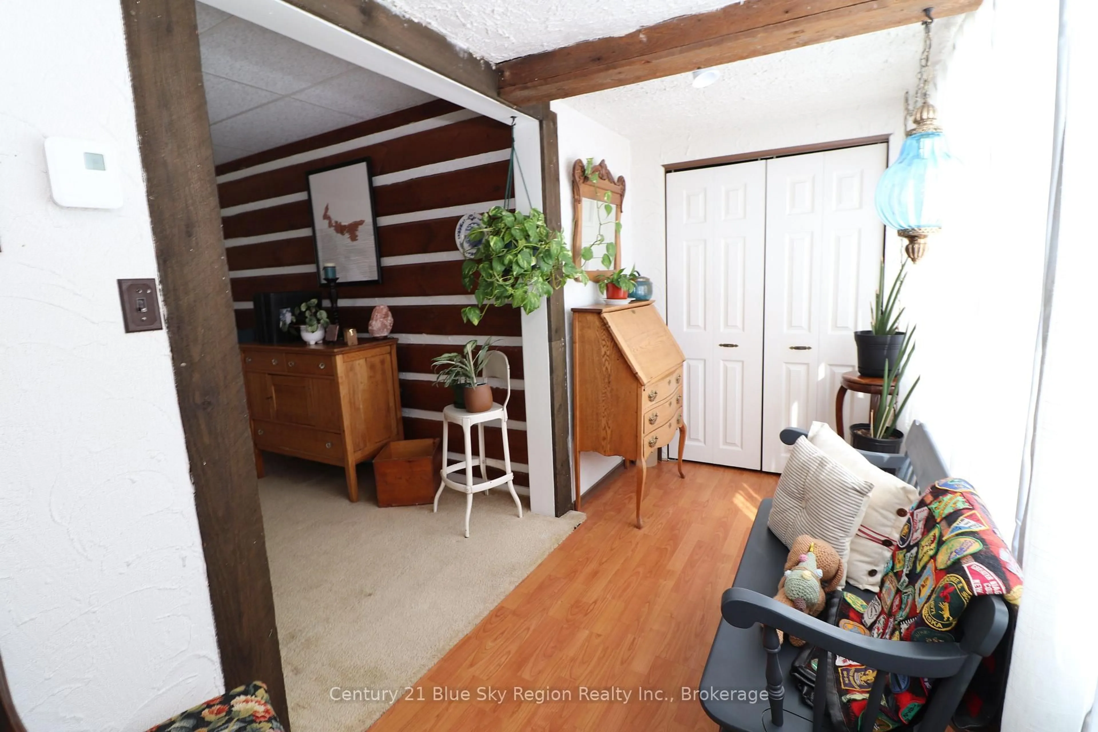 Indoor entryway for 215 Princess St, North Bay Ontario P1B 6C4