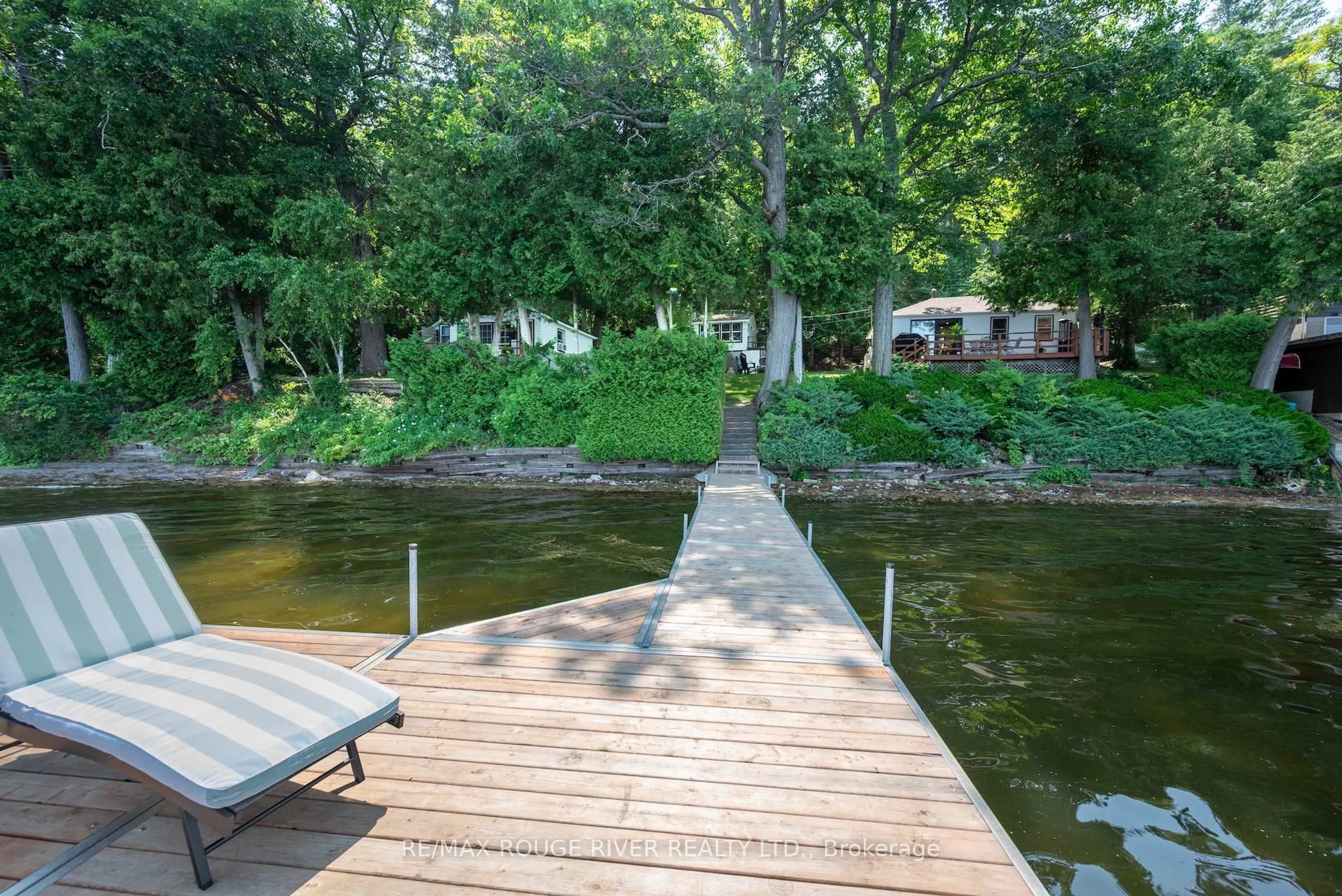 Patio, water/lake/river/ocean view for 5248 King Rd #200, Hamilton Township Ontario K0L 1E0