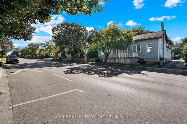 219 Dalhousie St, Brantford 3