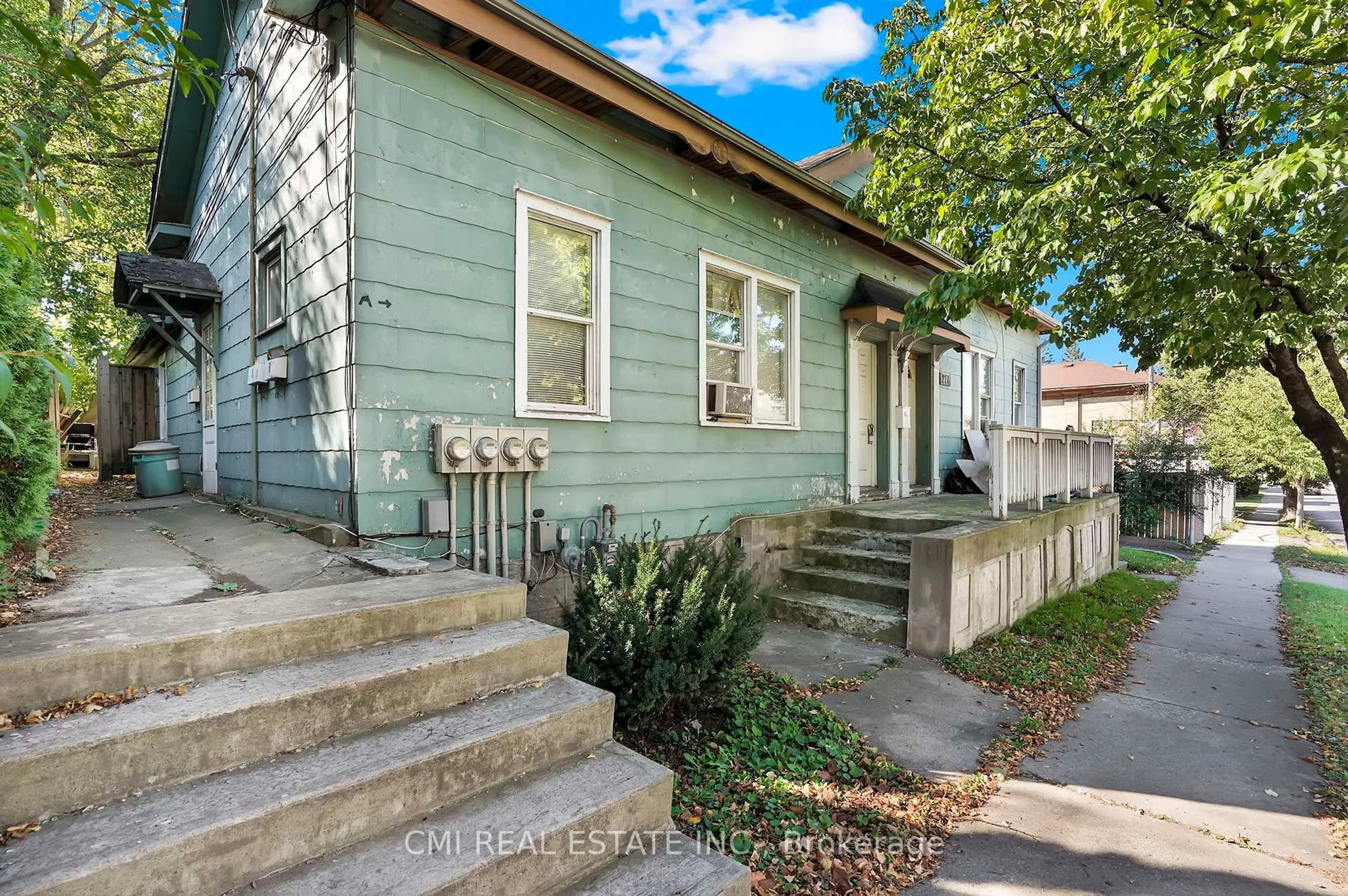 Unknown for 219 Dalhousie St, Brantford Ontario N3S 3T8