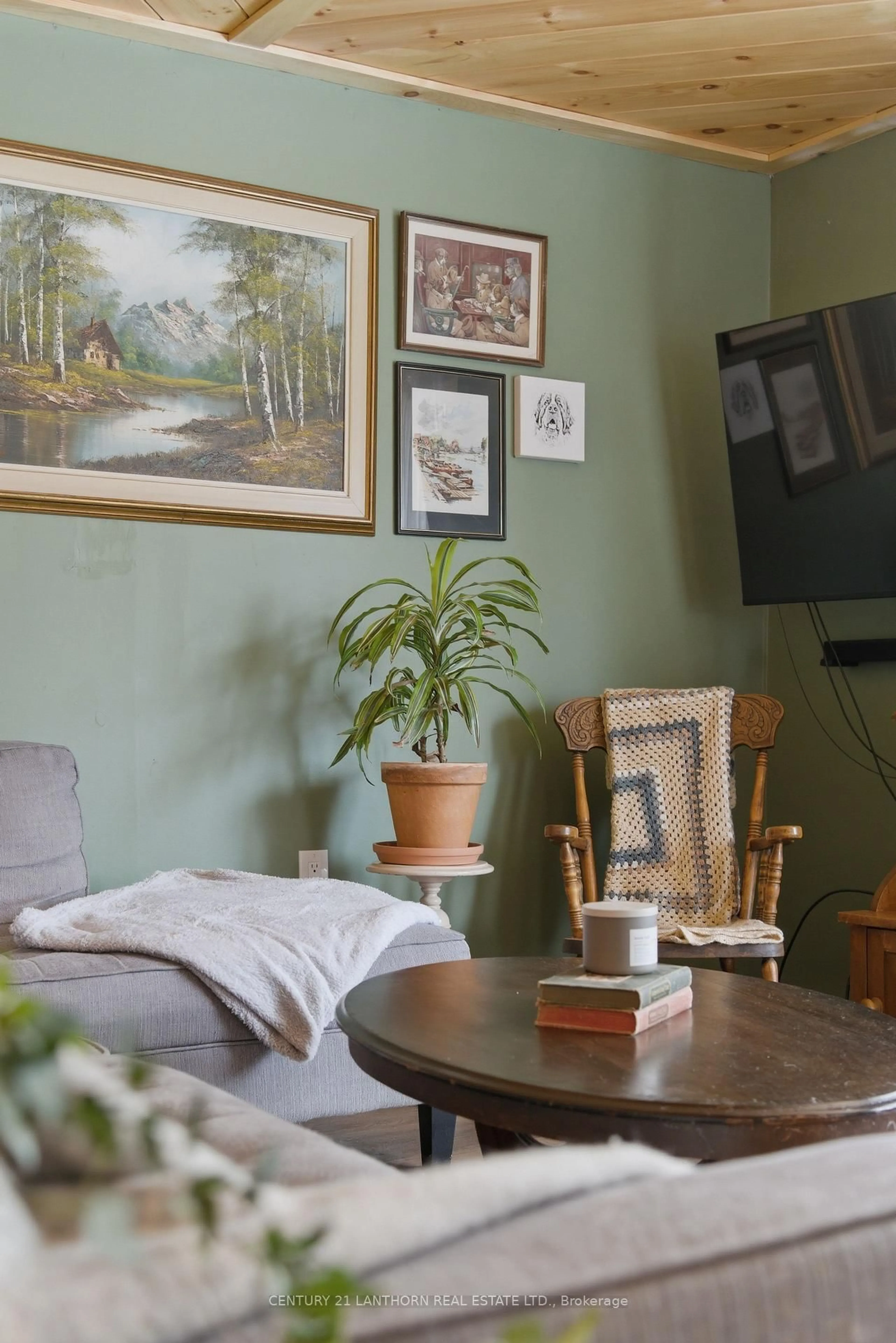 Living room with furniture, wood/laminate floor for 2 Duncan St, Prince Edward County Ontario K0K 1T0