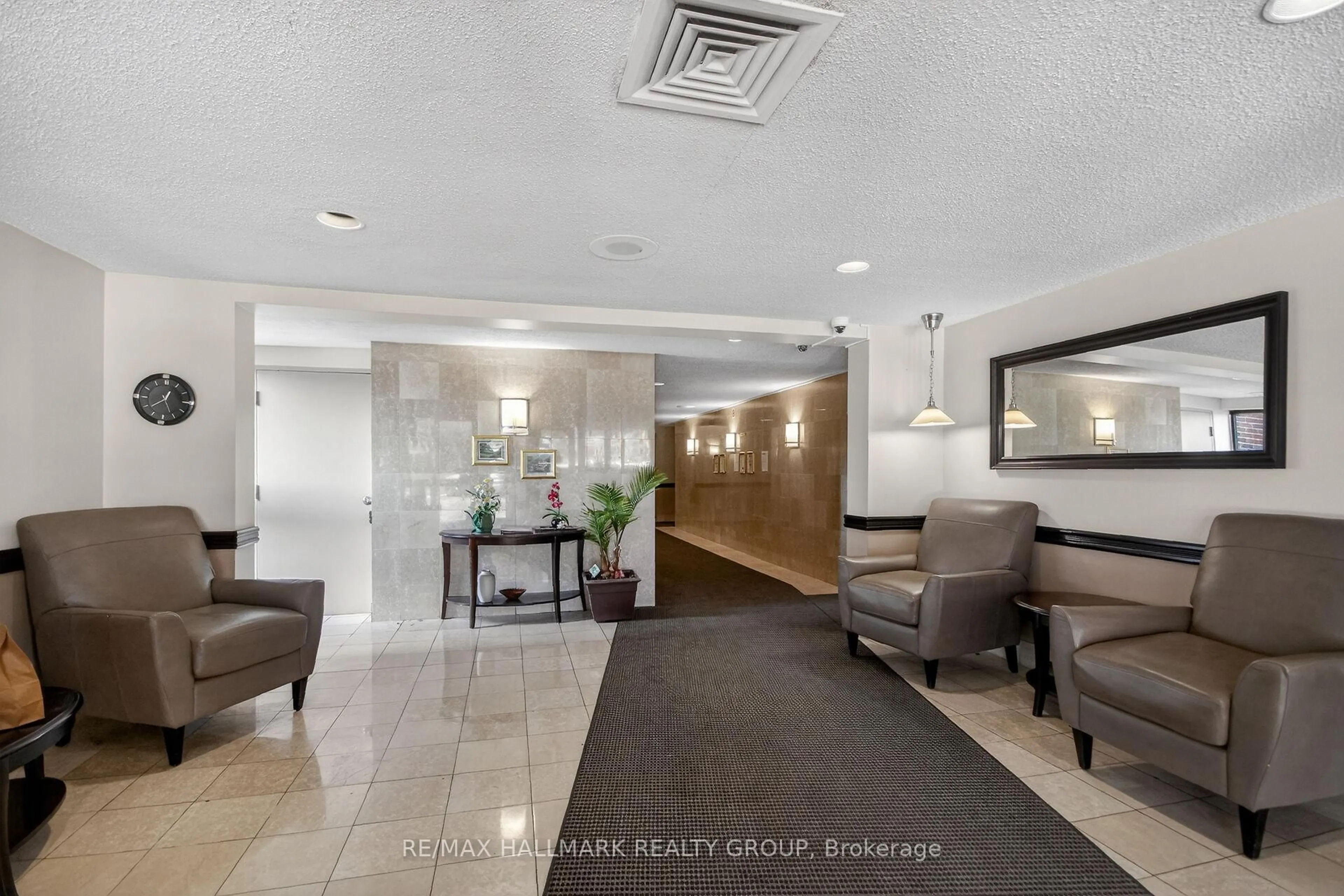 Lobby for 1505 Baseline Rd #504, Ottawa Ontario K2C 3L4