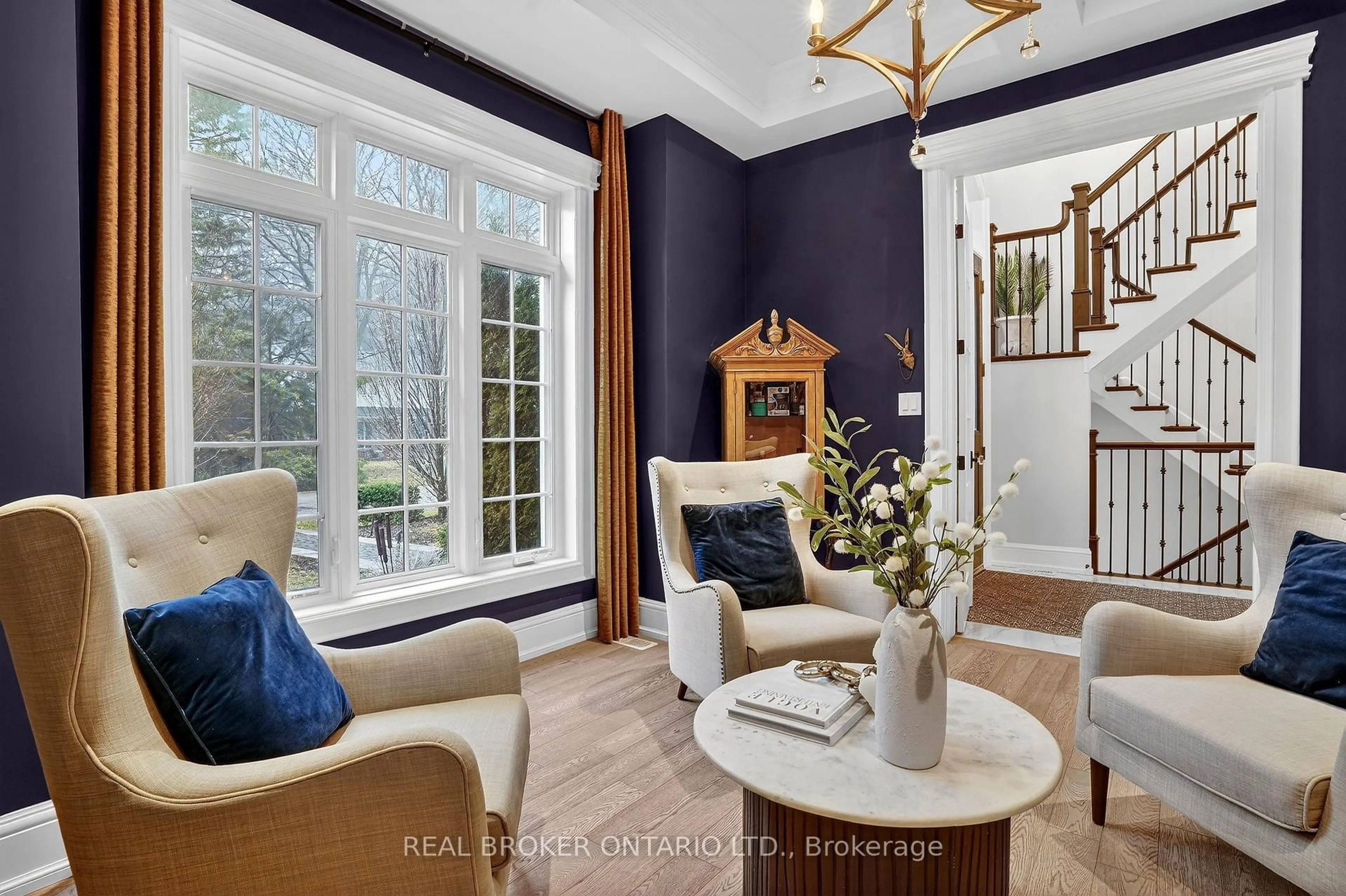 Unknown for 125 Central Dr, Hamilton Ontario L9G 2A3