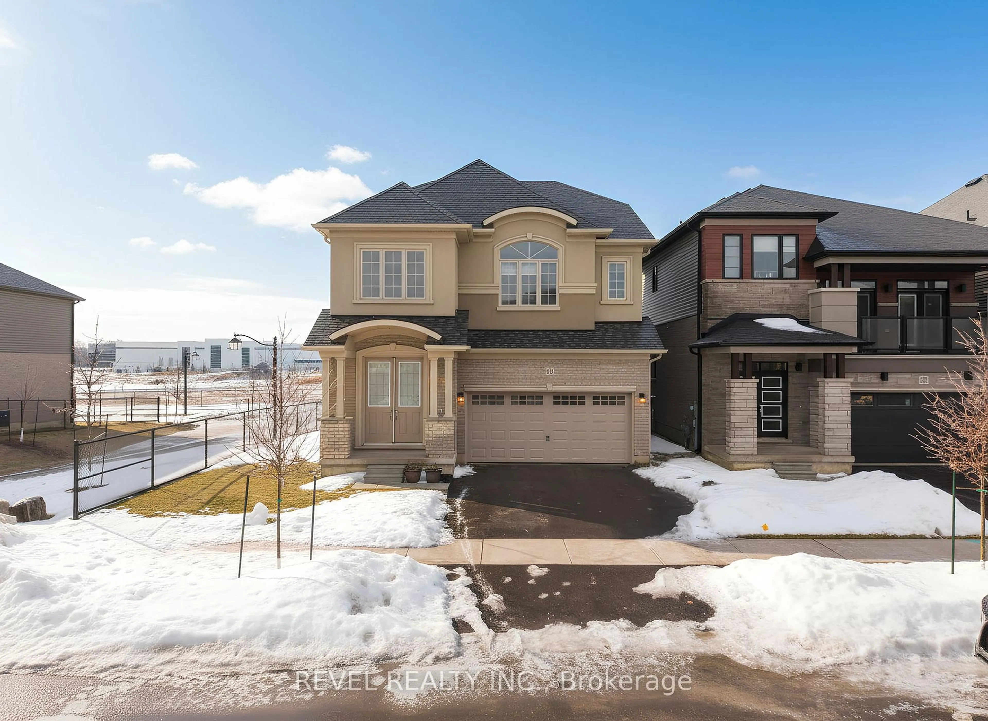 Unknown for 90 Hitchman St, Brant Ontario N3L 0M1