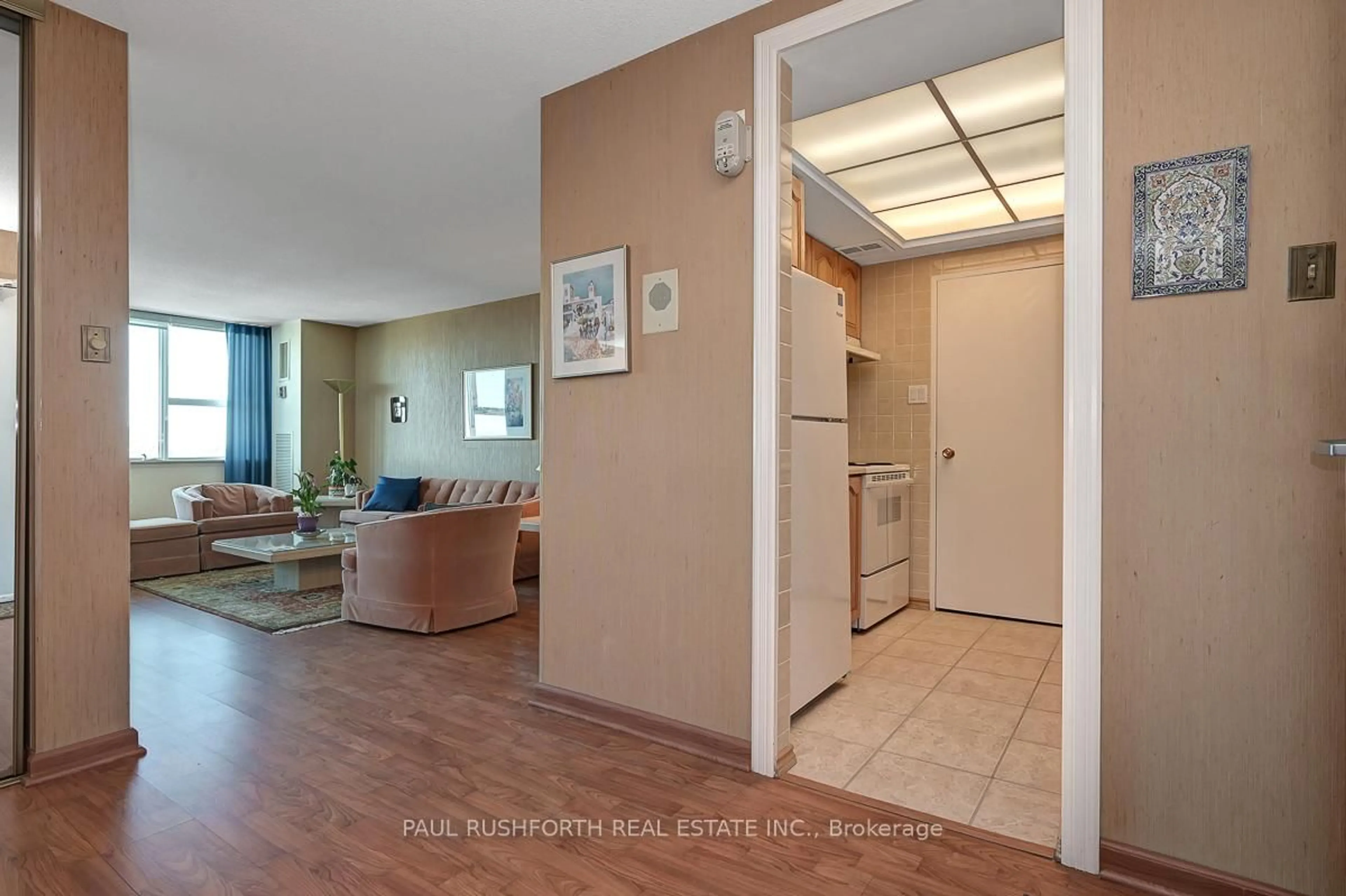 Unknown for 555 Brittany Dr #PH7, Ottawa Ontario K1K 4C5