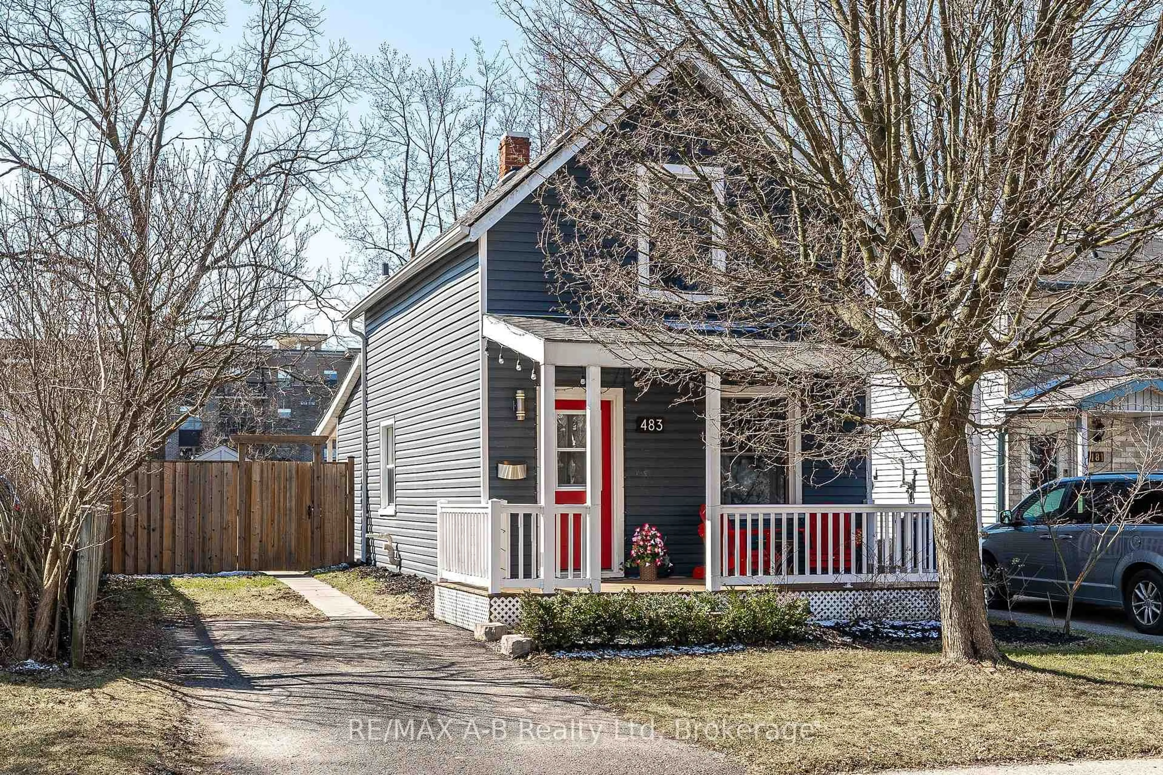 Home with vinyl exterior material, street for 483 Brunswick St, Stratford Ontario N5A 3N7