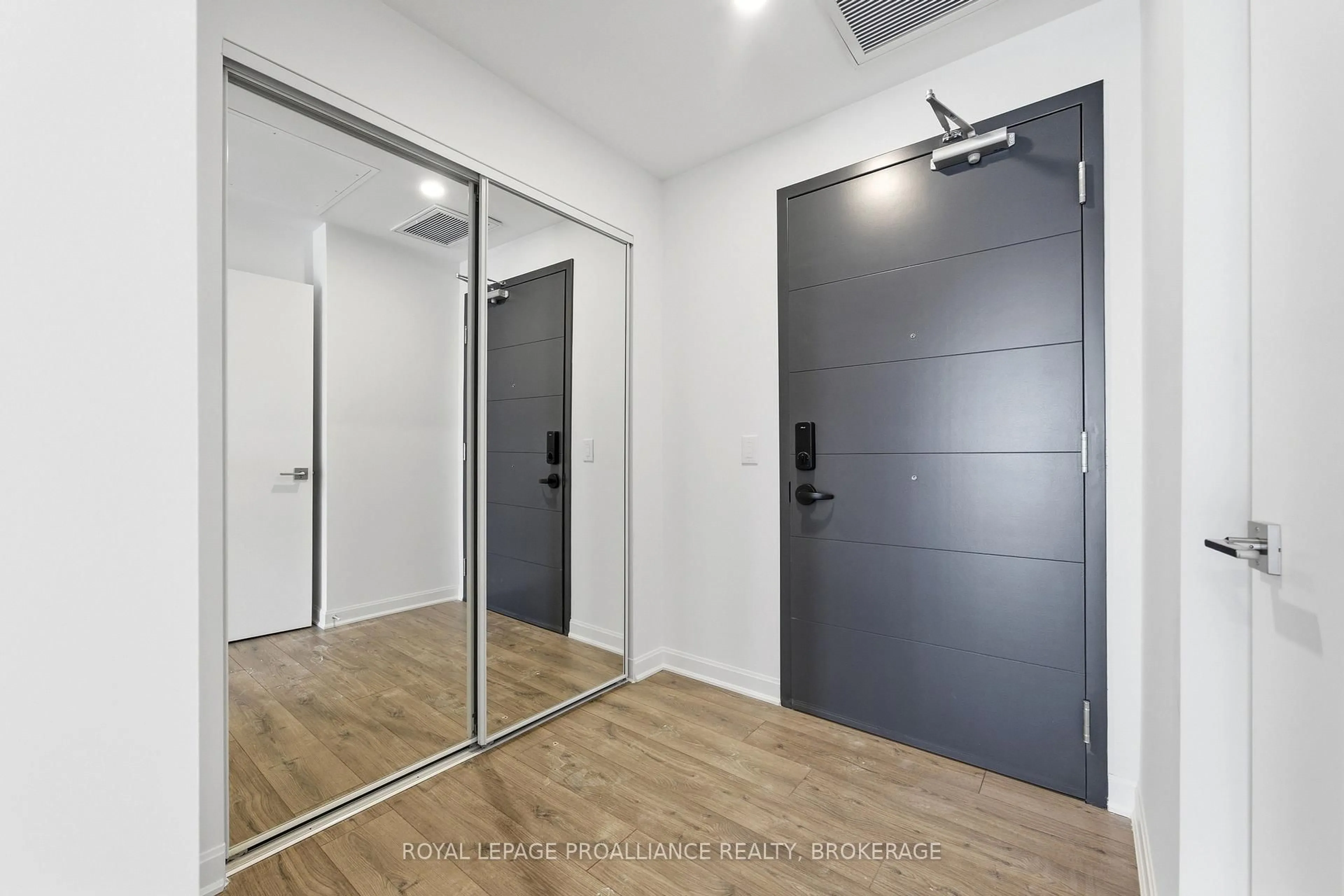 Indoor entryway for 223 Princess St #905, Kingston Ontario K7L 1B3