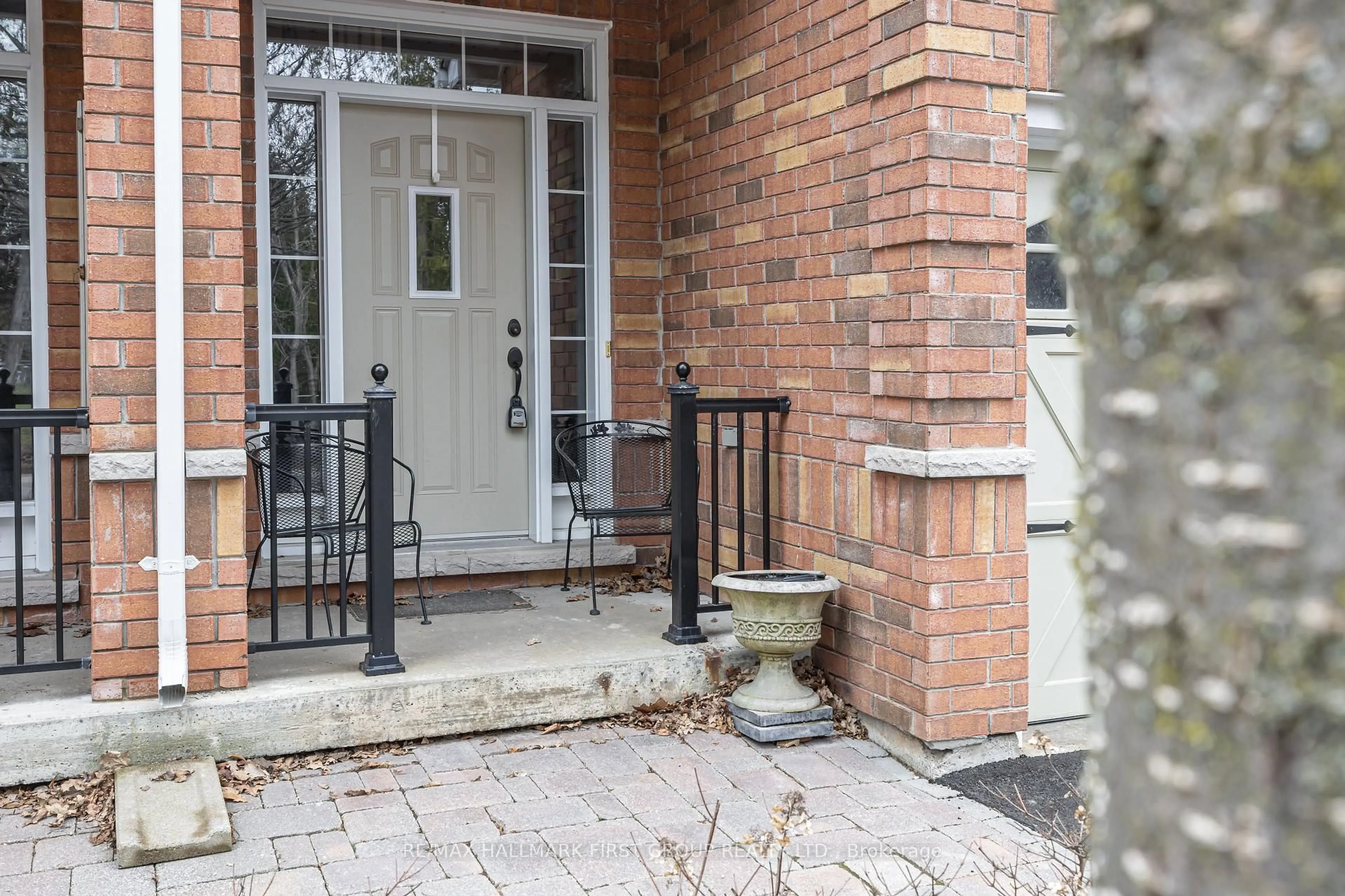 Patio, street for 300 D'Arcy St #101, Cobourg Ontario K9A 0A2