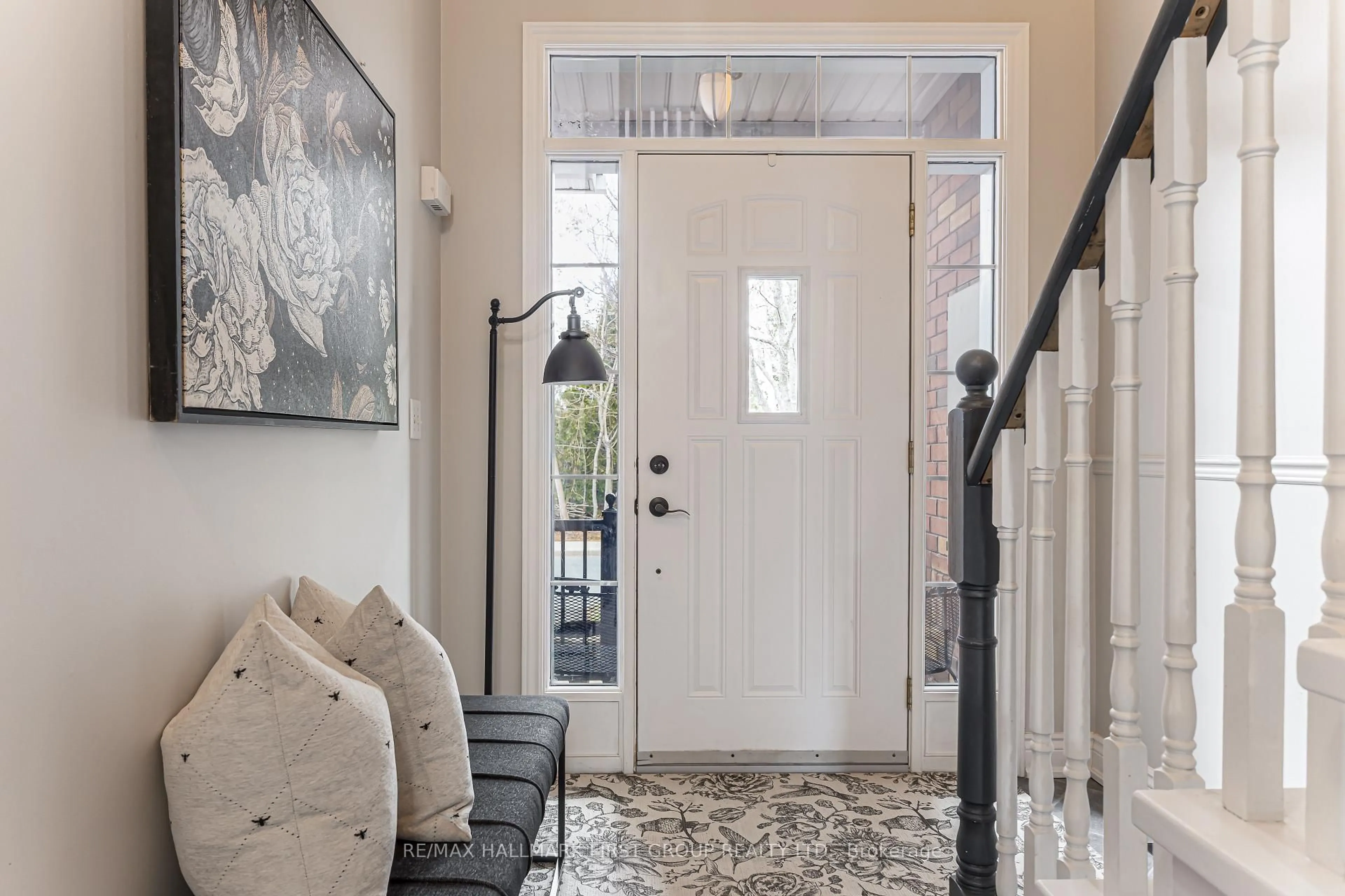 Indoor entryway for 300 D'Arcy St #101, Cobourg Ontario K9A 0A2