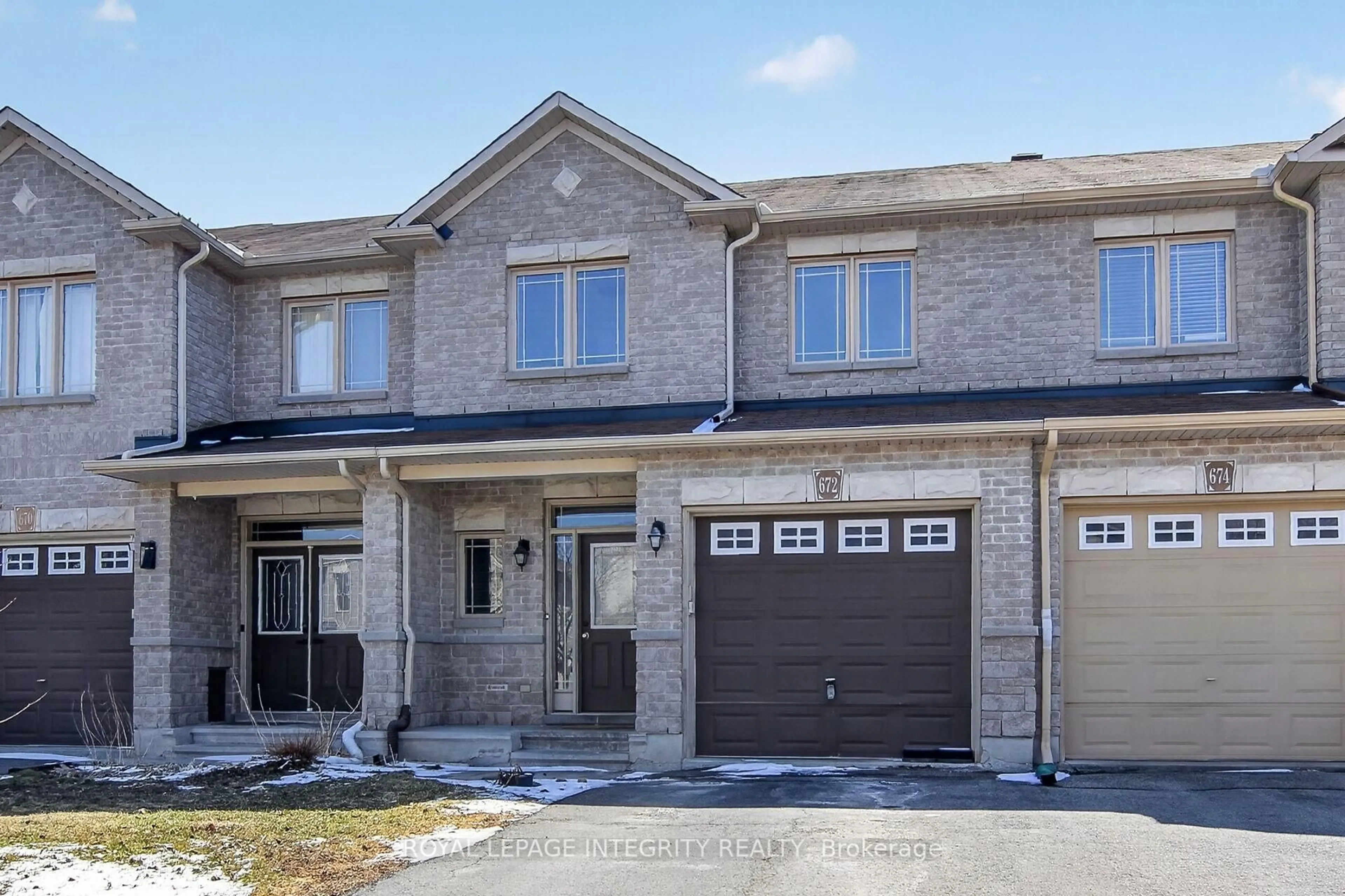Home with brick exterior material, street for 672 Pepperville Cres, Ottawa Ontario K2M 0E4